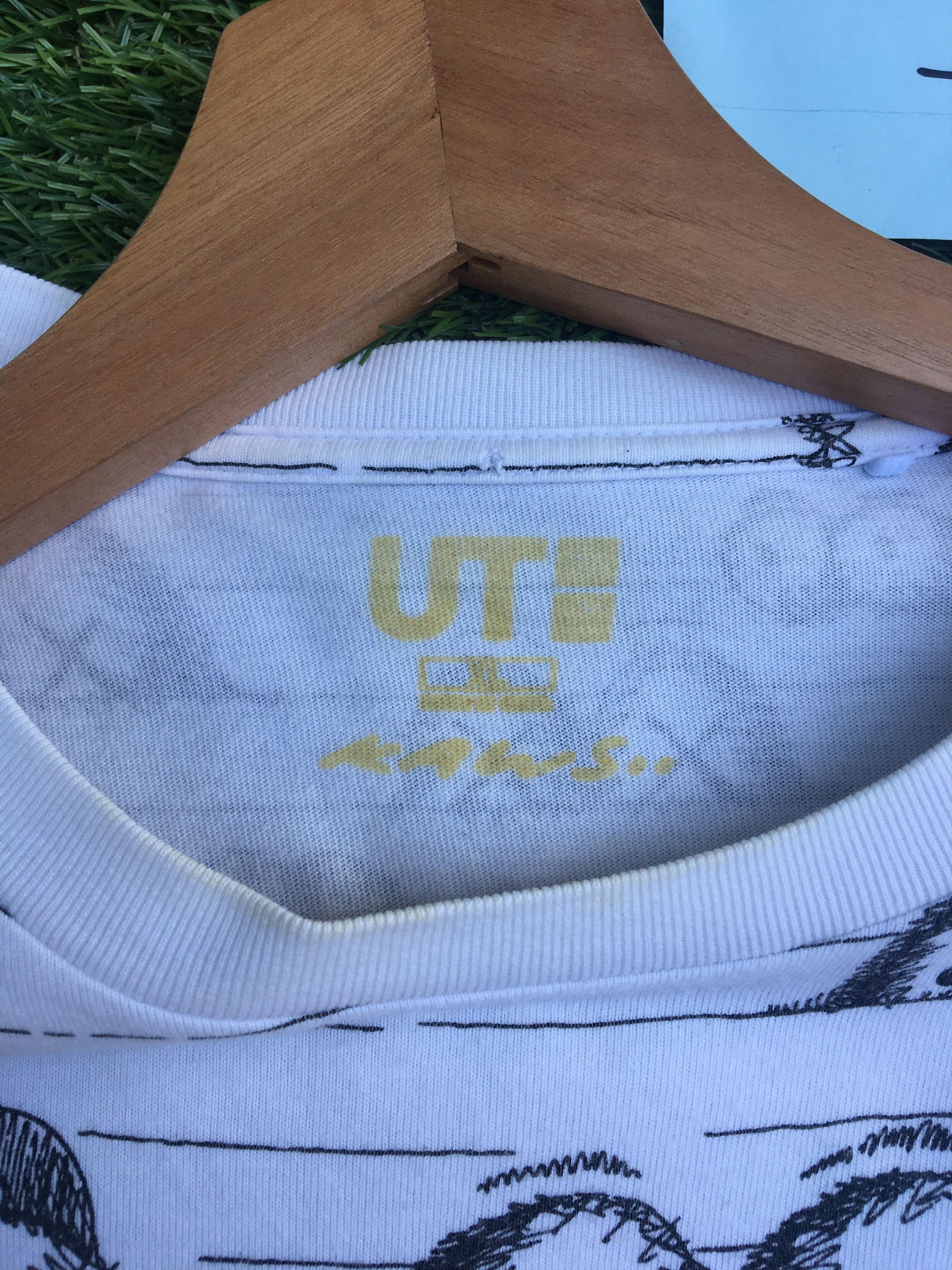 Kaws × Uniqlo Rare Uniqlo x KAWS Graphic Logo Tshirt Size US L / EU 52-54 / 3 - 5 Thumbnail