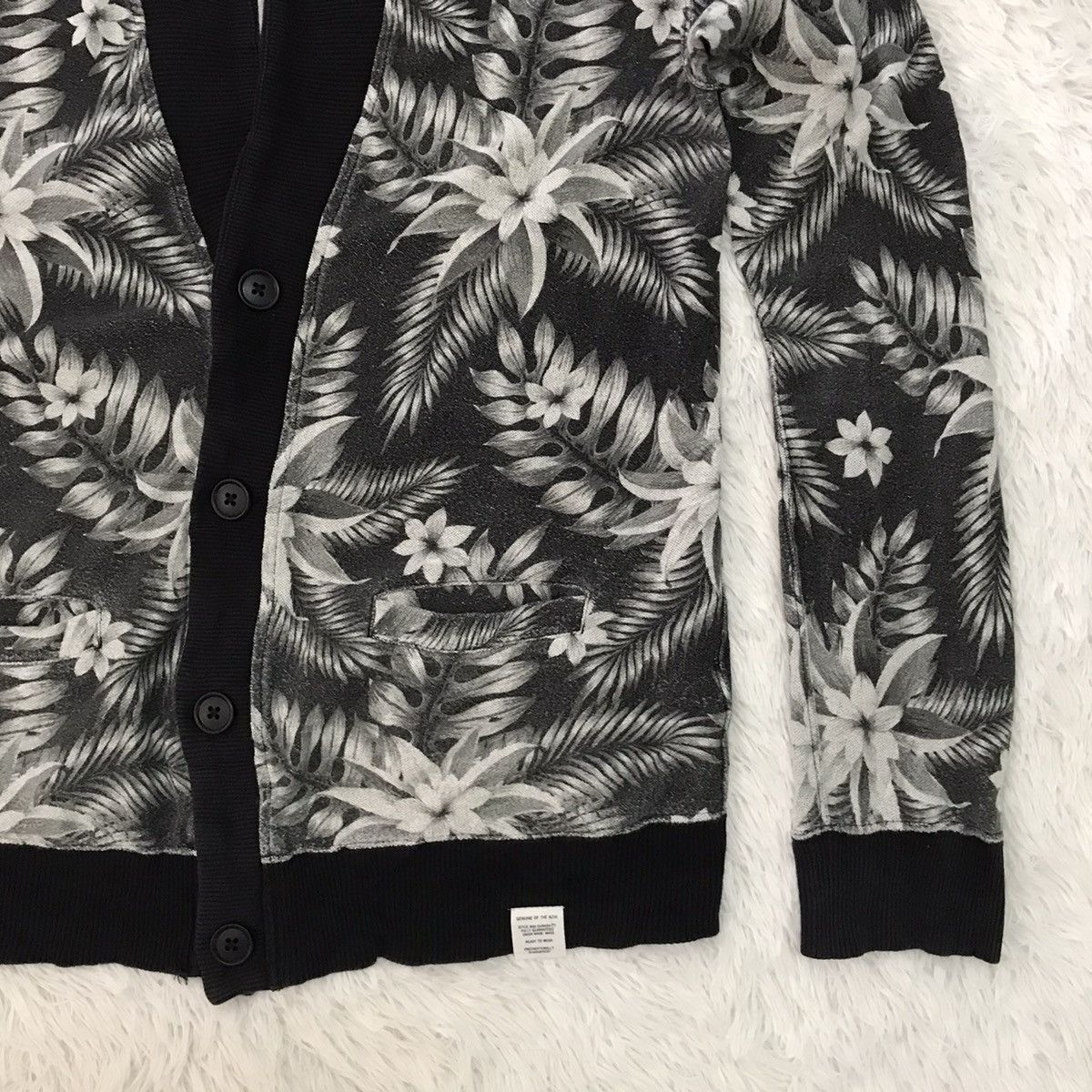 Japanese Brand Azul by Moussy Nice Floral Cardigan Size US L / EU 52-54 / 3 - 4 Thumbnail