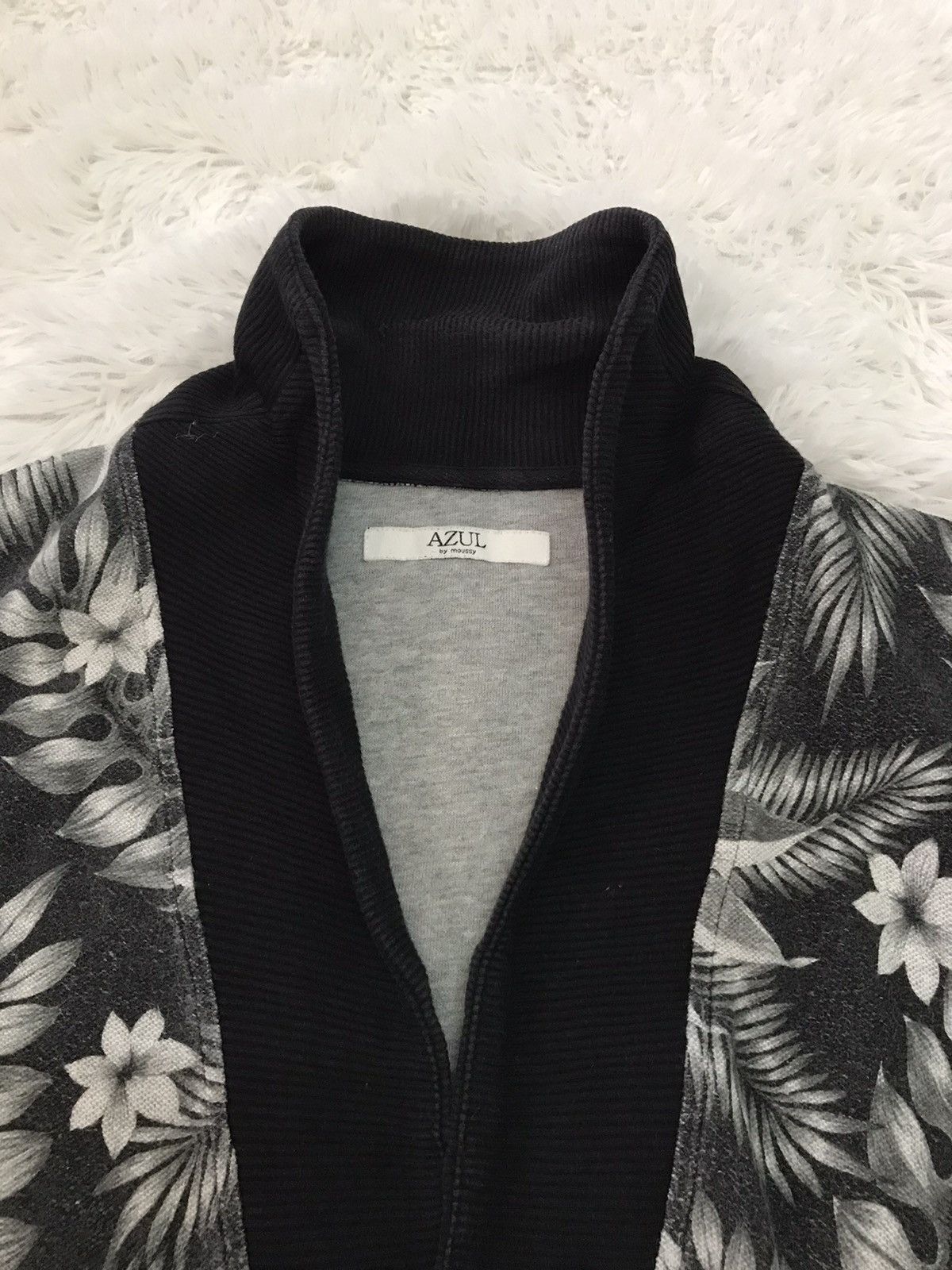 Japanese Brand Azul by Moussy Nice Floral Cardigan Size US L / EU 52-54 / 3 - 15 Thumbnail