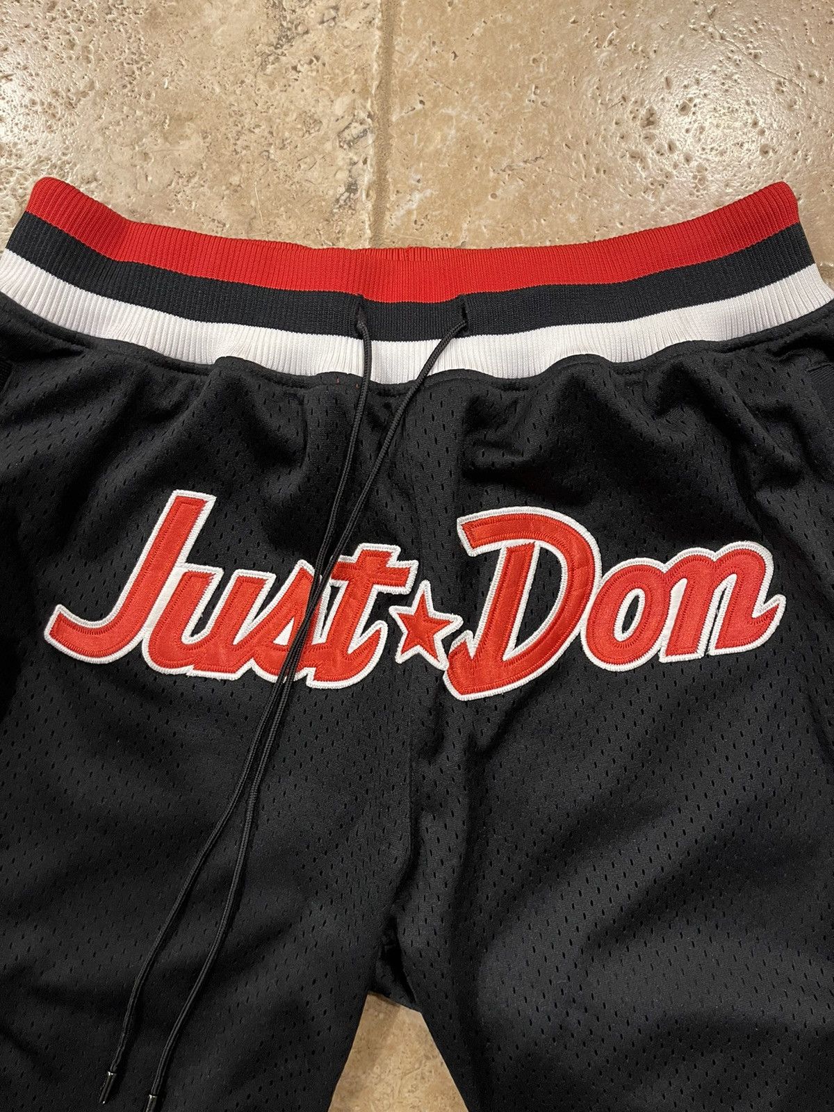Just Don Just Don x Mitchell & Ness NBA Chicago Bulls OG Black Shorts Size US 34 / EU 50 - 7 Thumbnail