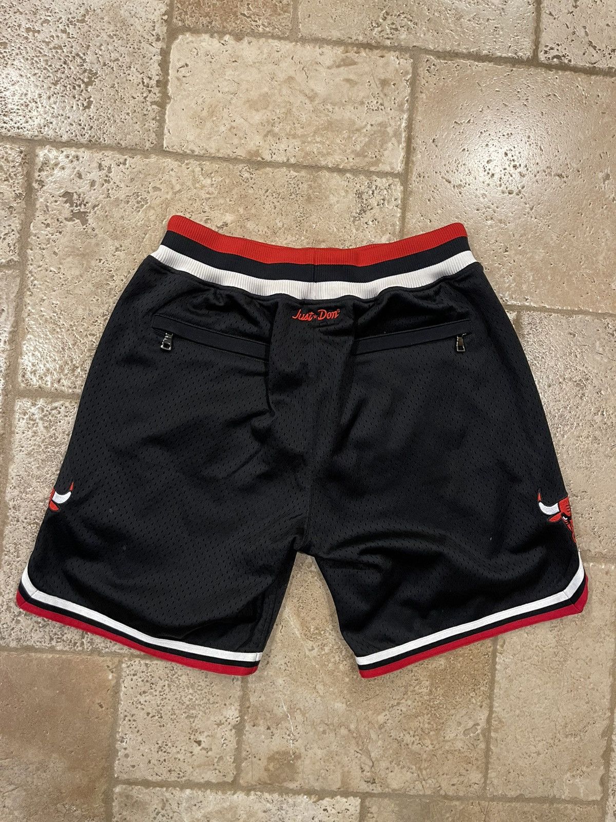 Just Don Just Don x Mitchell & Ness NBA Chicago Bulls OG Black Shorts Size US 34 / EU 50 - 4 Thumbnail