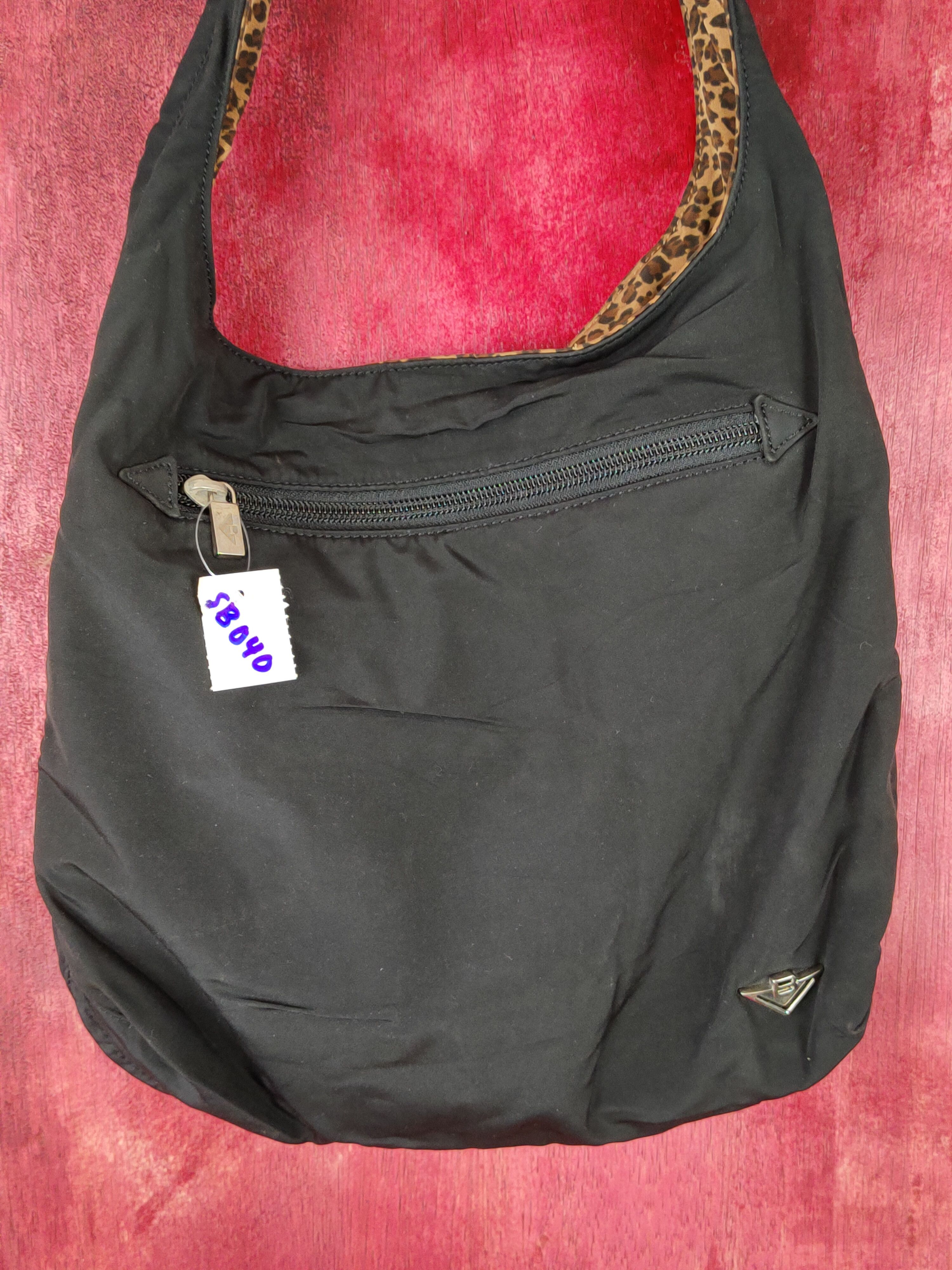 Bottega Veneta Bottega Veneta reversible Black leopard Bag #SB040DLL Size ONE SIZE - 2 Thumbnail