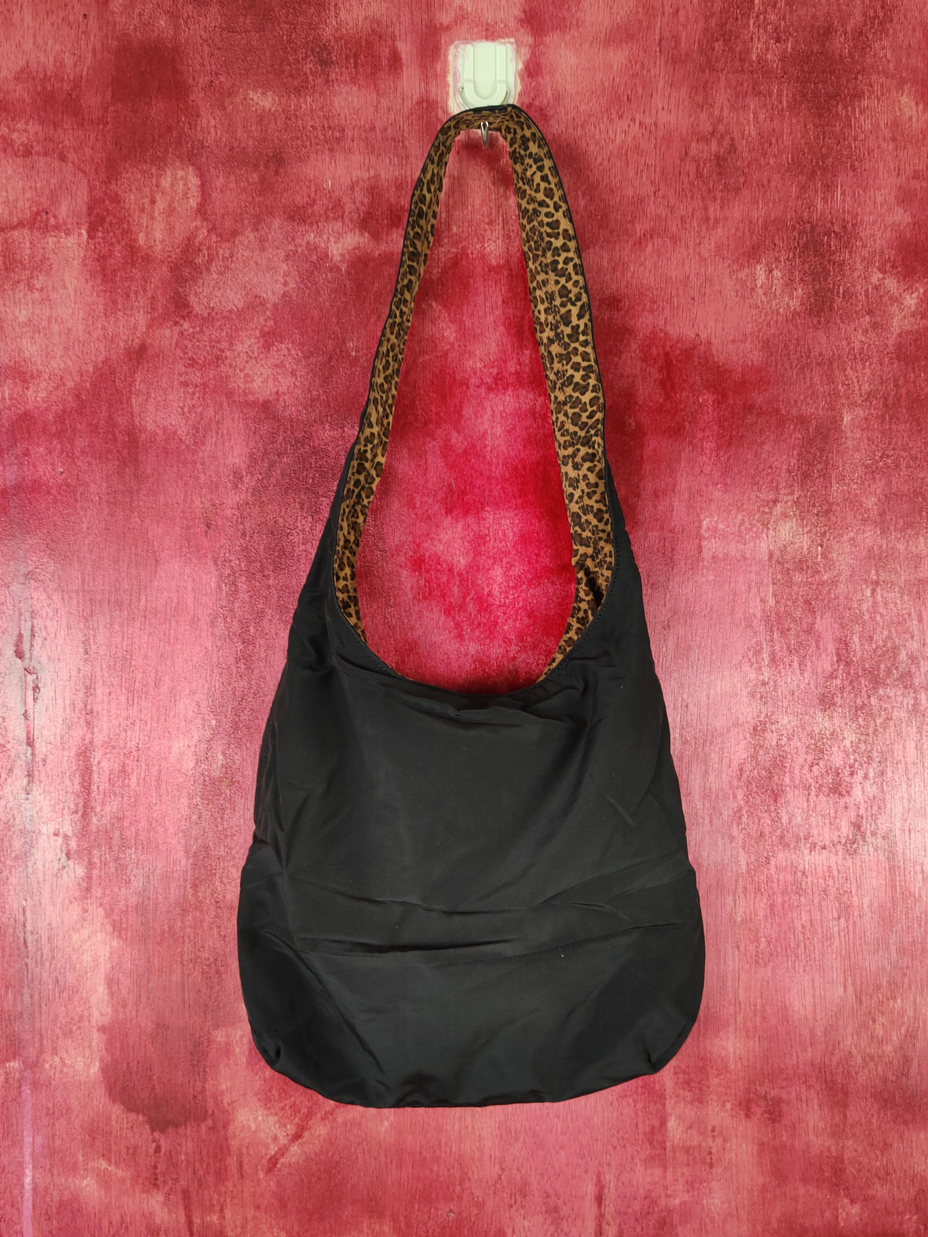 Bottega Veneta Bottega Veneta reversible Black leopard Bag #SB040DLL Size ONE SIZE - 5 Thumbnail