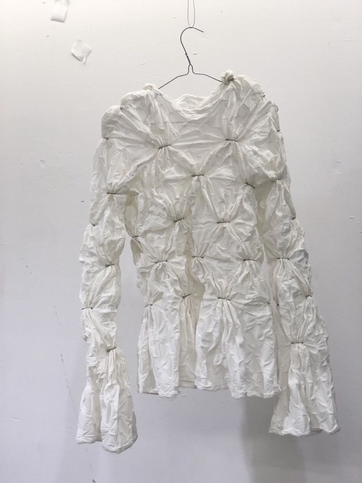 Other Waxed smocked textured white romantic blouse Size US S / EU 44-46 / 1 - 7 Thumbnail