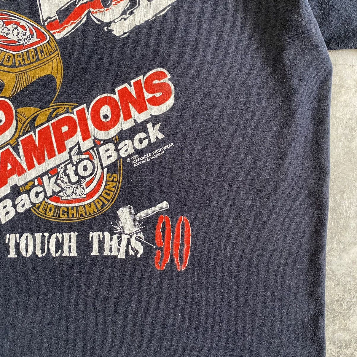 NBA Vintage 1990 Detroit Pistons Bad Boys NBA Promo T-shirt Size US XL / EU 56 / 4 - 9 Thumbnail