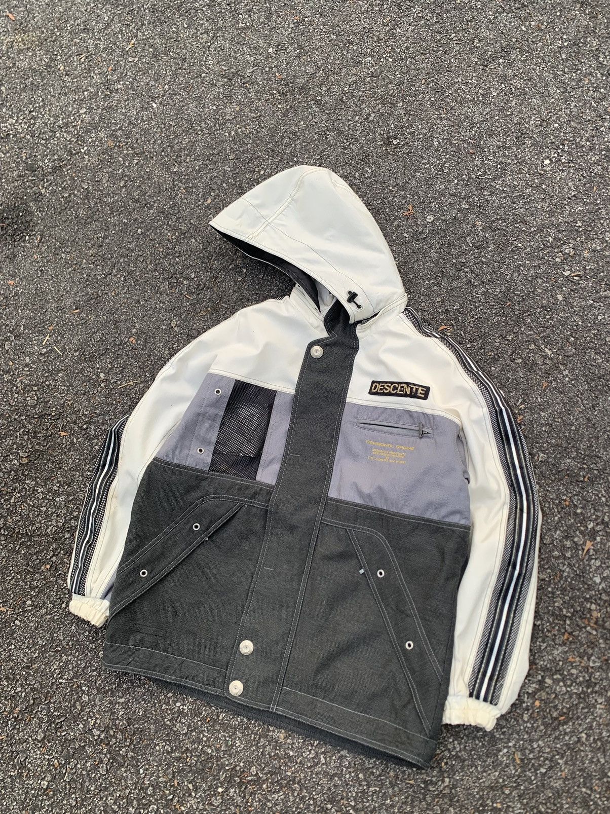 Japanese Brand 🎿⛷️DESCENTE JAPAN SKI JACKET Size US L / EU 52-54 / 3 - 2 Thumbnail