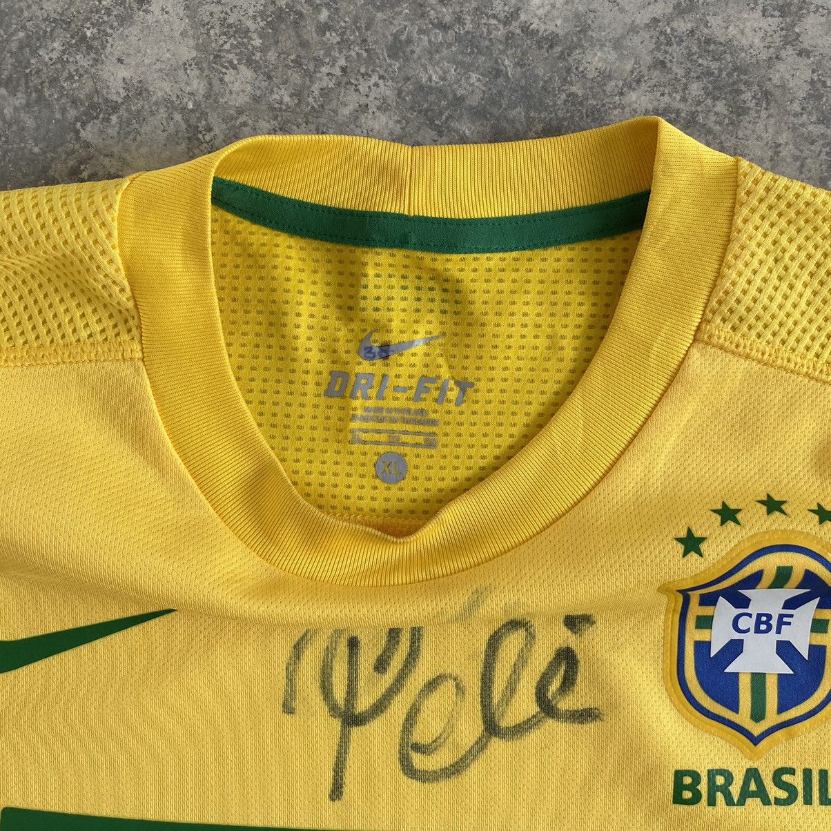 Nike 2011/12 Pele’s Signature Brazil Home Football Soccer Jersey Size US XL / EU 56 / 4 - 15 Thumbnail