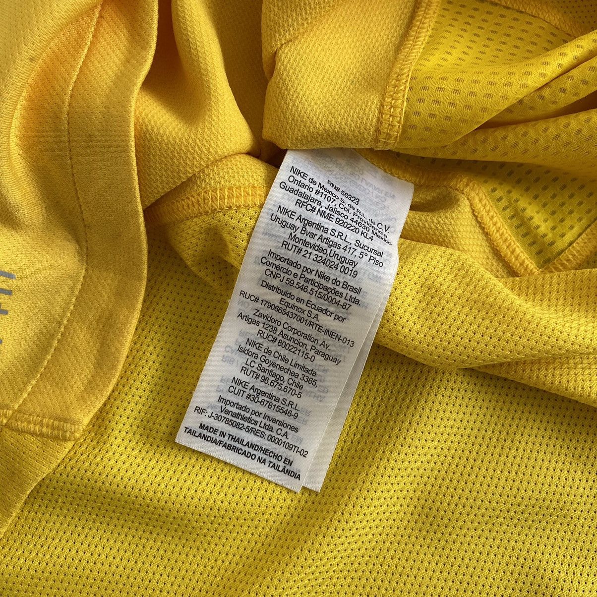Nike 2011/12 Pele’s Signature Brazil Home Football Soccer Jersey Size US XL / EU 56 / 4 - 16 Thumbnail