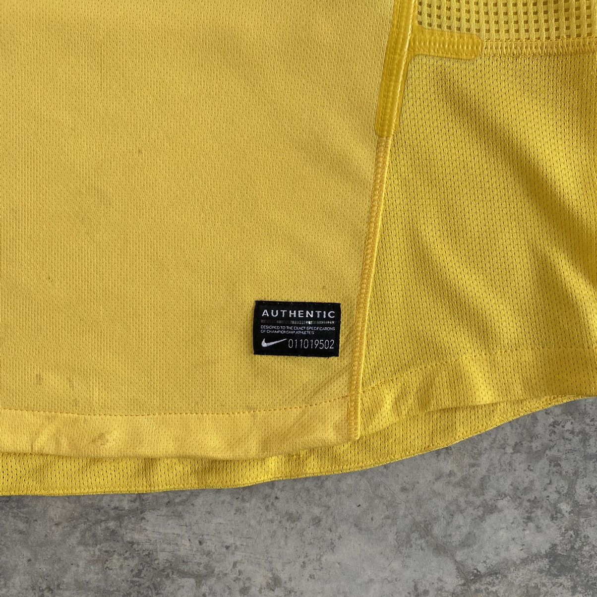 Nike 2011/12 Pele’s Signature Brazil Home Football Soccer Jersey Size US XL / EU 56 / 4 - 9 Thumbnail