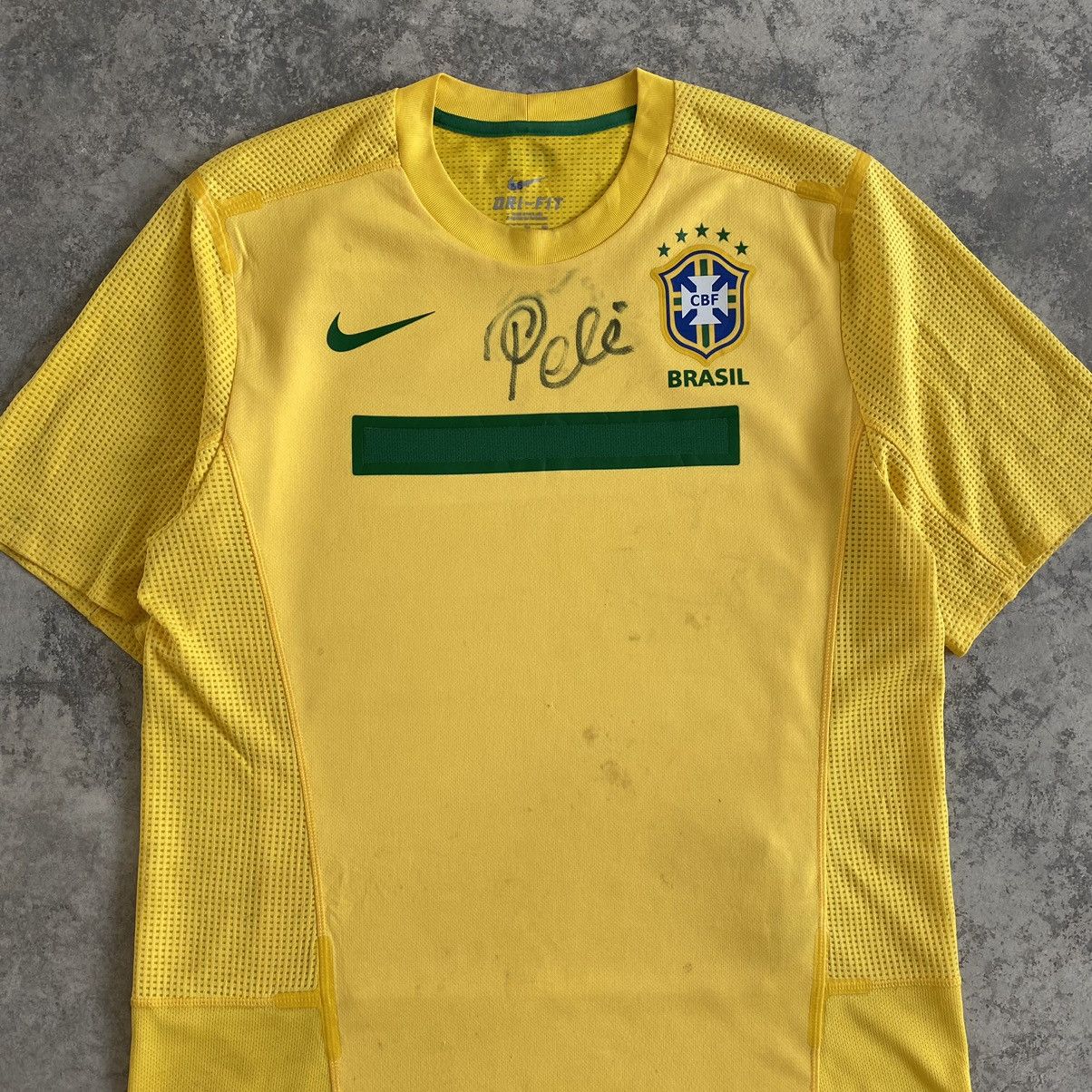 Nike 2011/12 Pele’s Signature Brazil Home Football Soccer Jersey Size US XL / EU 56 / 4 - 2 Thumbnail
