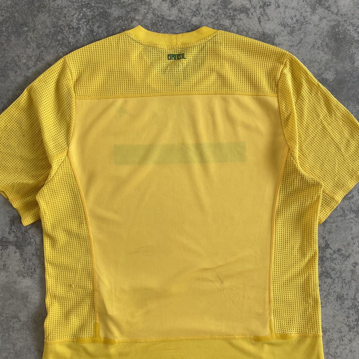 Nike 2011/12 Pele’s Signature Brazil Home Football Soccer Jersey Size US XL / EU 56 / 4 - 12 Thumbnail