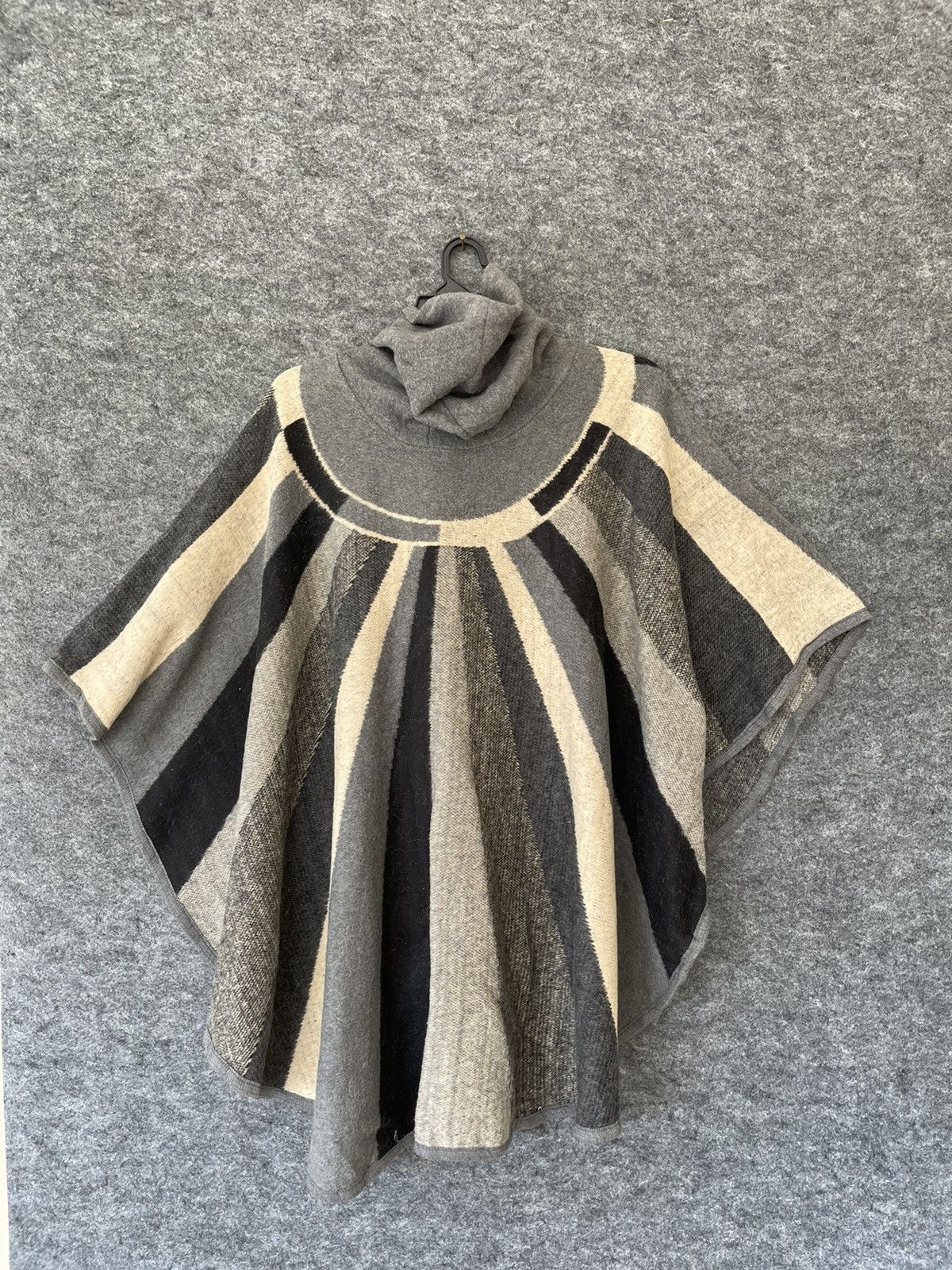 Japanese Brand K.THREE NAVAJO PONCHOS Size US L / EU 52-54 / 3 - 3 Thumbnail