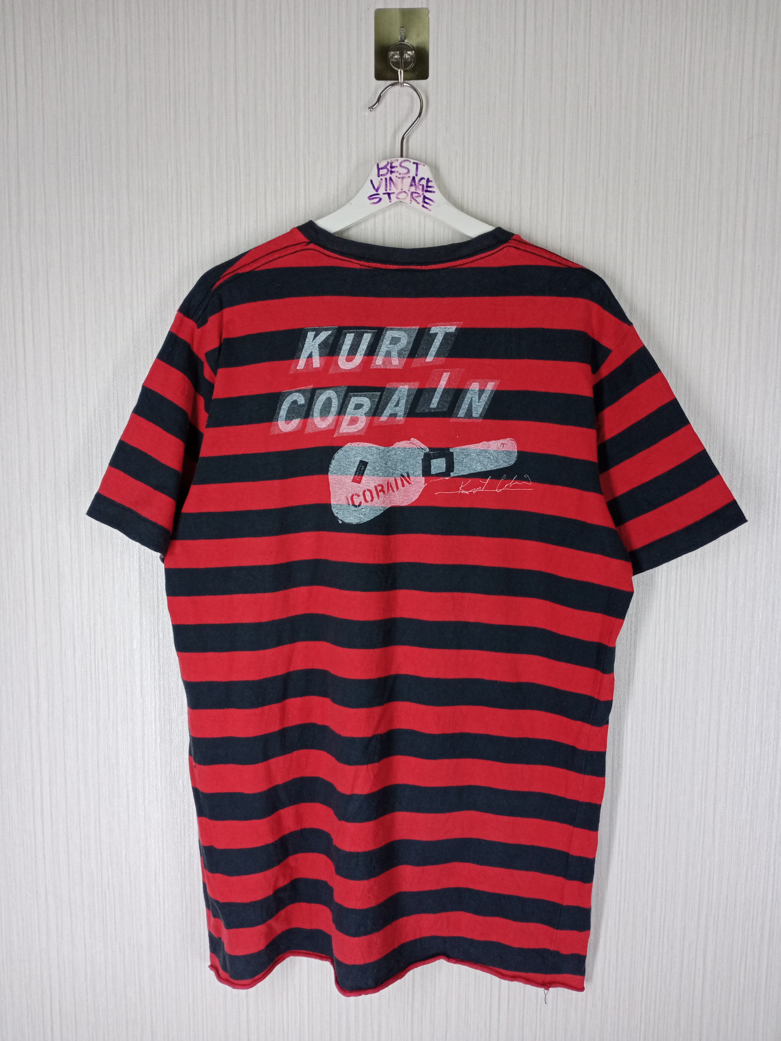Band Tees Kurt Cobain Collaboration Uniqlo Stripes Tshirt Size US XL / EU 56 / 4 - 1 Thumbnail