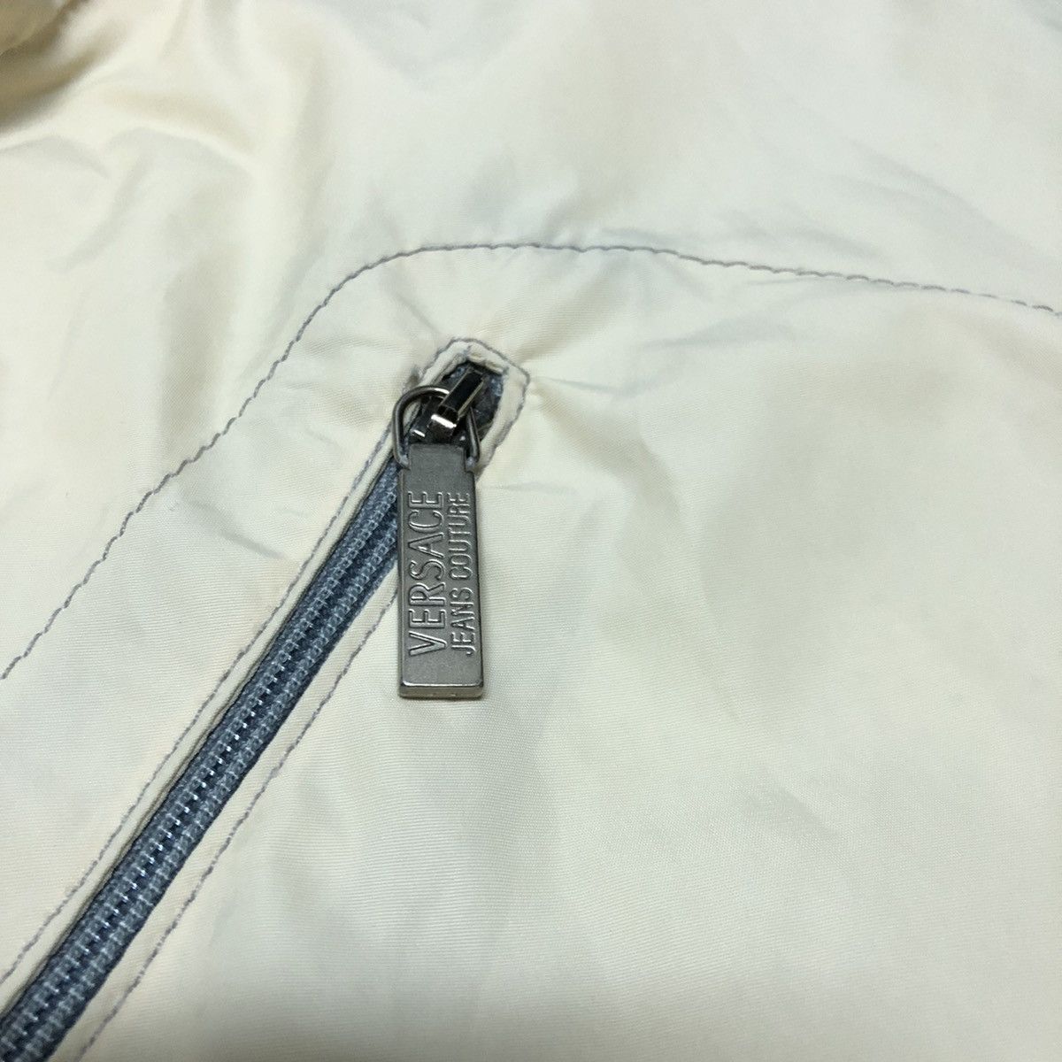 Versace Jeans Couture Vintage Versace Jean Couture Light Nylon Vest Size US M / EU 48-50 / 2 - 7 Thumbnail