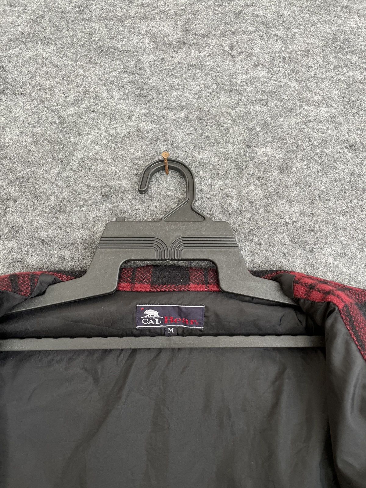 Flannel × Japanese Brand CAL BEAR TARTAN FLANNEL JACKET Size US M / EU 48-50 / 2 - 5 Thumbnail