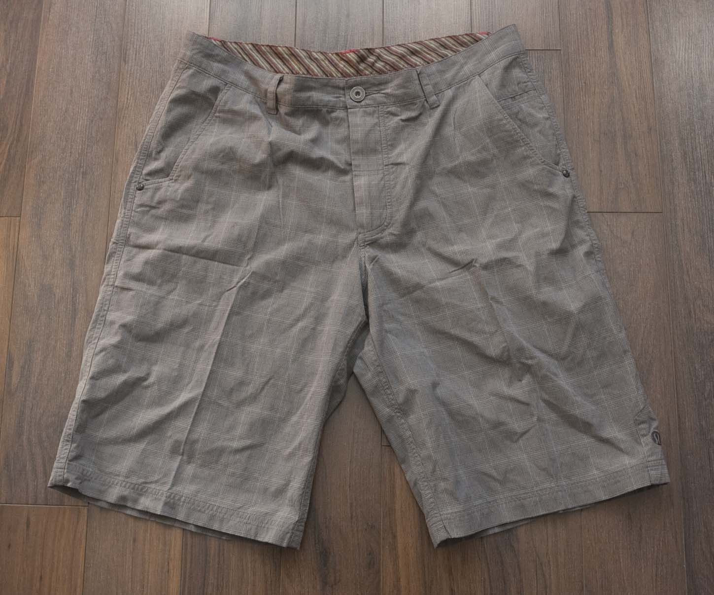 Lululemon Lululemon Shorts Athletica Grey Hiking Size 37 Size US 37 - 1 Thumbnail