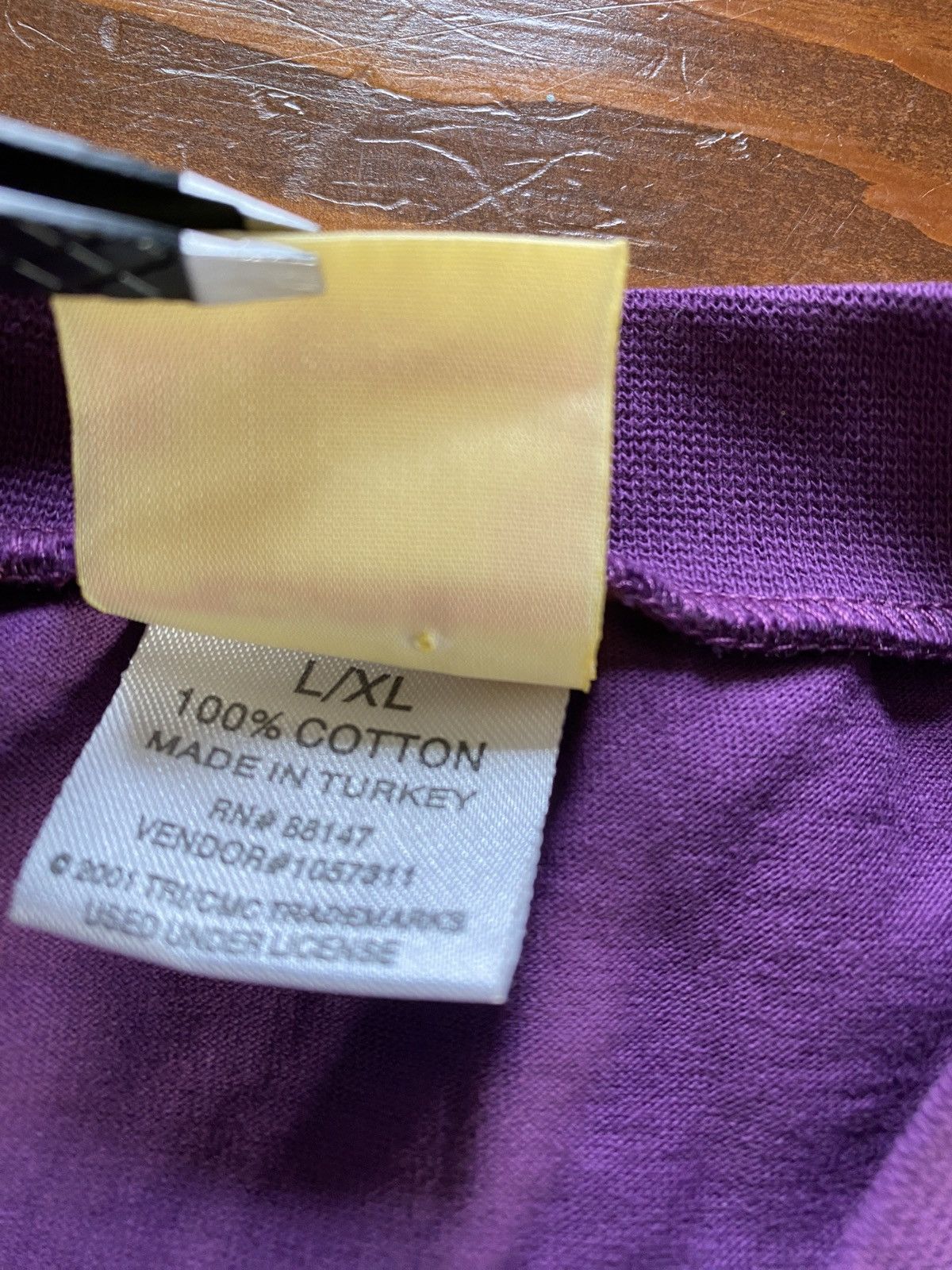 Vintage Vintage 2001 Sugar Daddy Candy Purple Tee Size US L / EU 52-54 / 3 - 10 Thumbnail