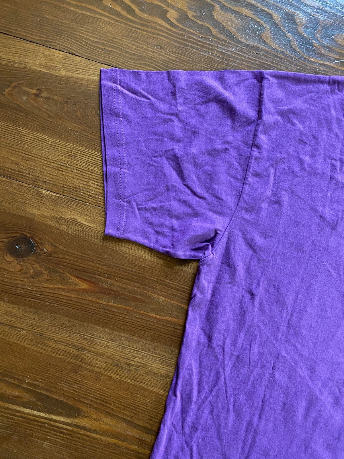 Vintage Vintage 2001 Sugar Daddy Candy Purple Tee Size US L / EU 52-54 / 3 - 14 Thumbnail