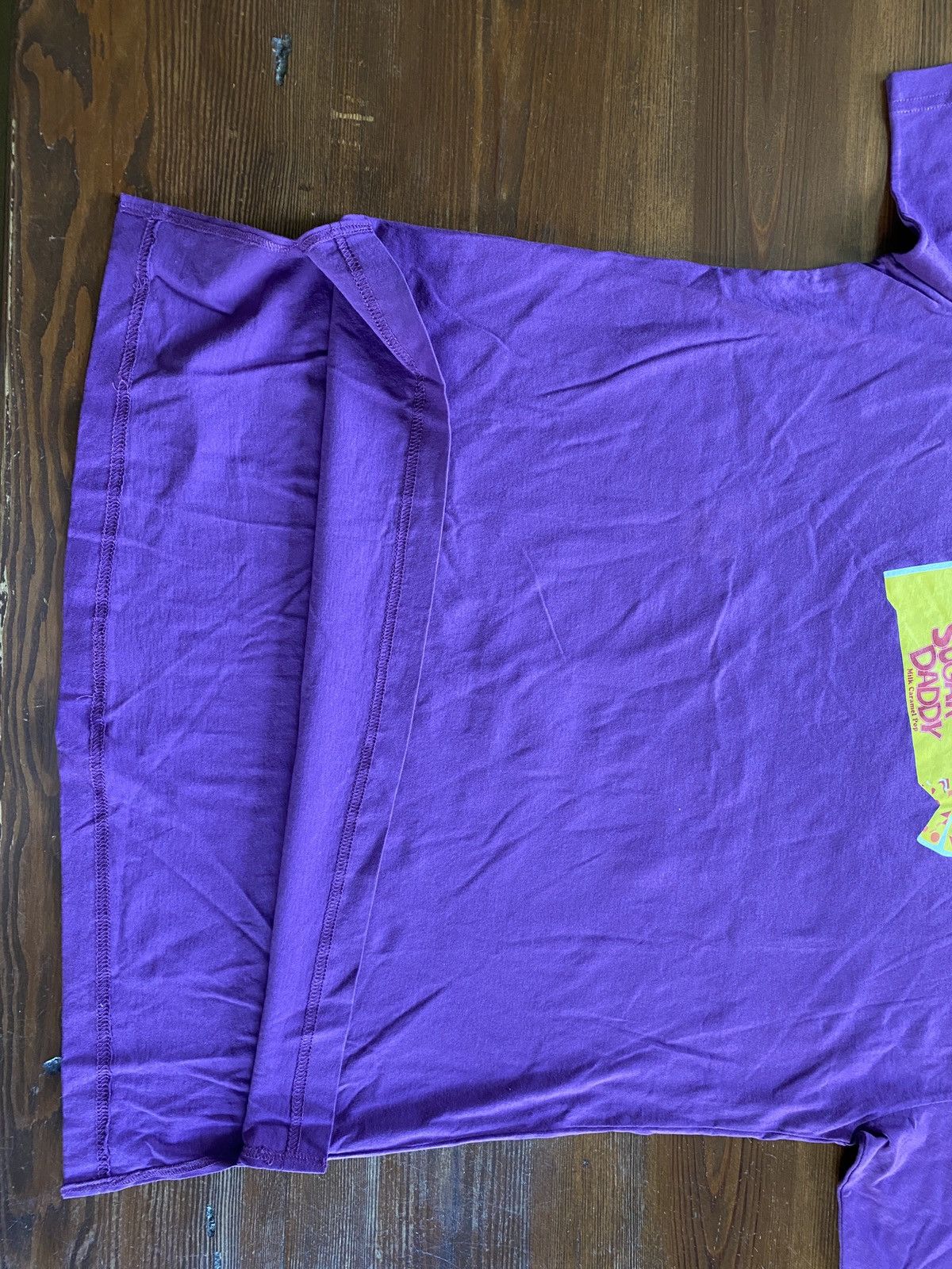 Vintage Vintage 2001 Sugar Daddy Candy Purple Tee Size US L / EU 52-54 / 3 - 7 Thumbnail