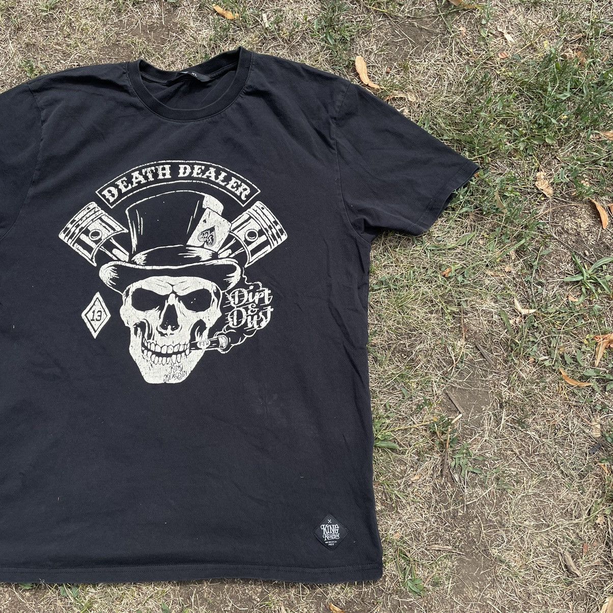 Vintage Vintage Y2K Skull Graphic Tee Death Dealer Punk Streetwear X Size US XL / EU 56 / 4 - 2 Thumbnail