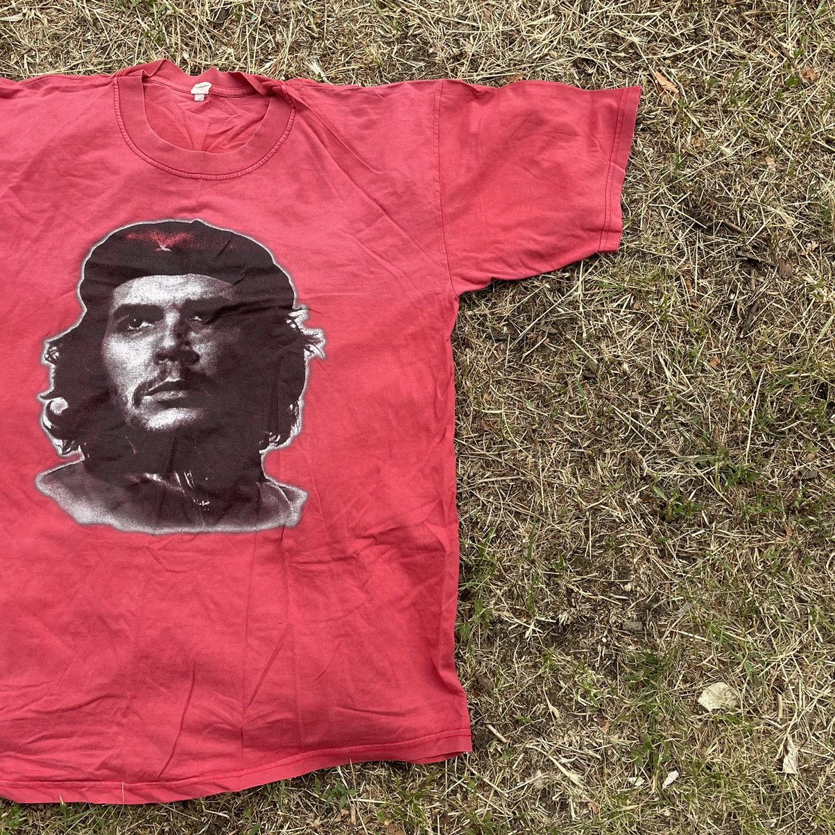 Vintage Vintage 90s Che Guevara Graphic Tee Sun Faded Streetwear XL Size US XL / EU 56 / 4 - 3 Thumbnail