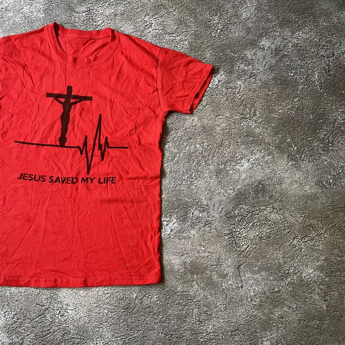 Vintage Vintage Y2K Graphic Tee Jesus Save My Life Grunge Red Boxy S Size US S / EU 44-46 / 1 - 3 Thumbnail
