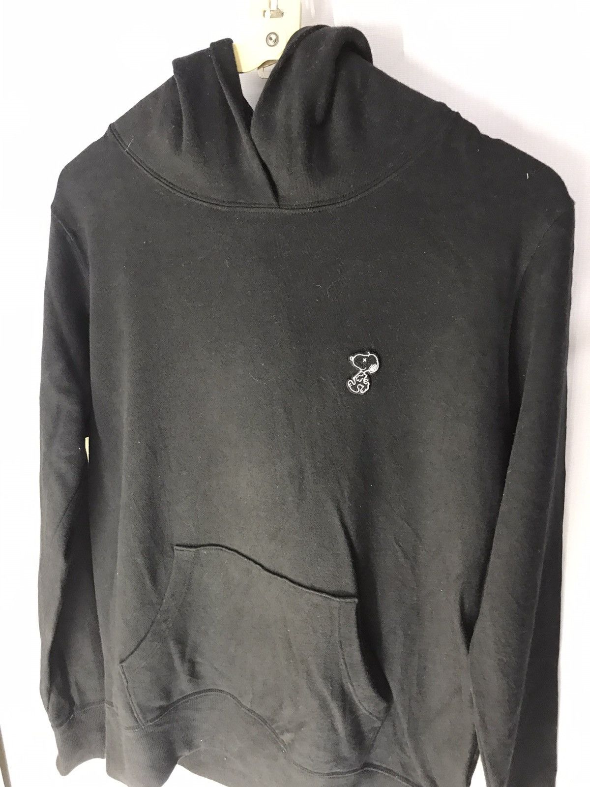 Kaws × Peanuts × Uniqlo Hoodie pullover uniqlo x kaws x peanut Size US L / EU 52-54 / 3 - 5 Thumbnail