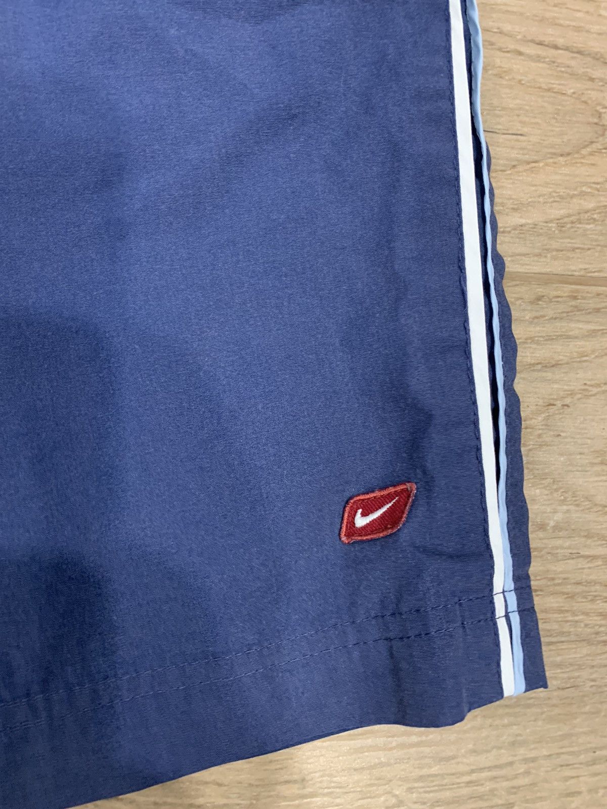 Nike × Vintage 90s Nike vintage Nylon Shorts Swoosh size XL Size US 44 / EU 60 - 2 Thumbnail