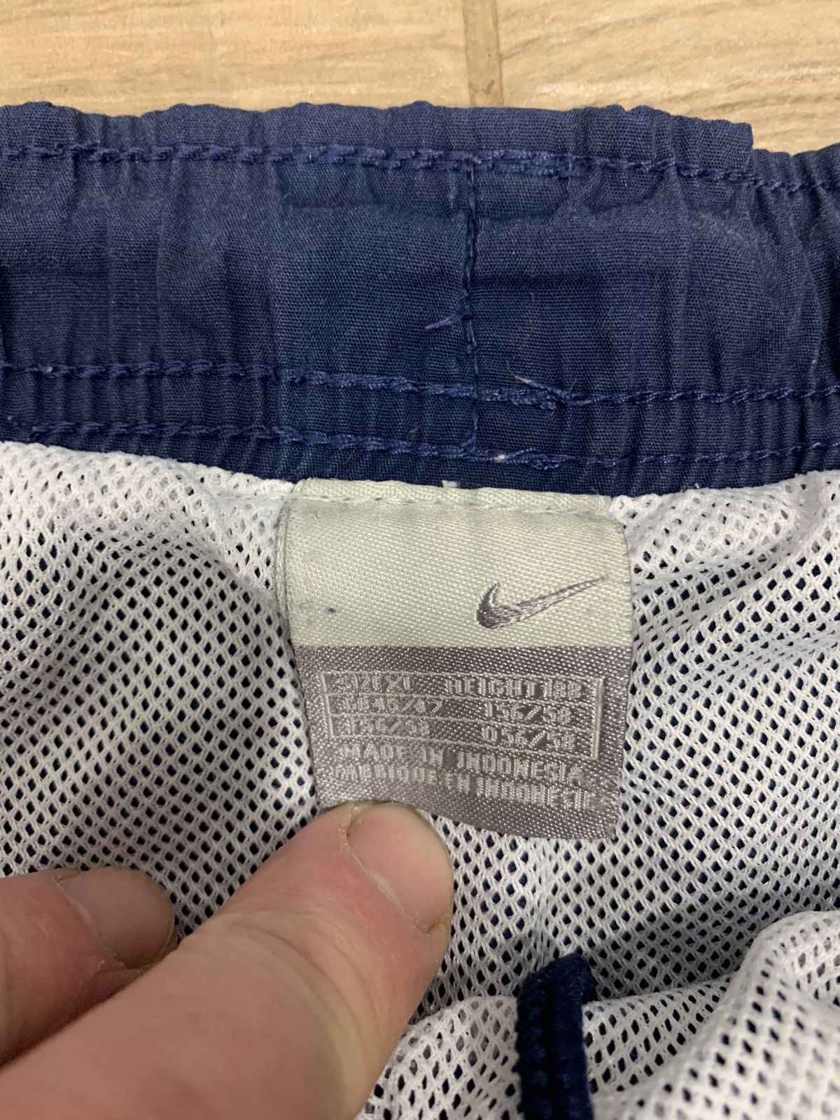 Nike × Vintage 90s Nike vintage Nylon Shorts Swoosh size XL Size US 44 / EU 60 - 3 Thumbnail