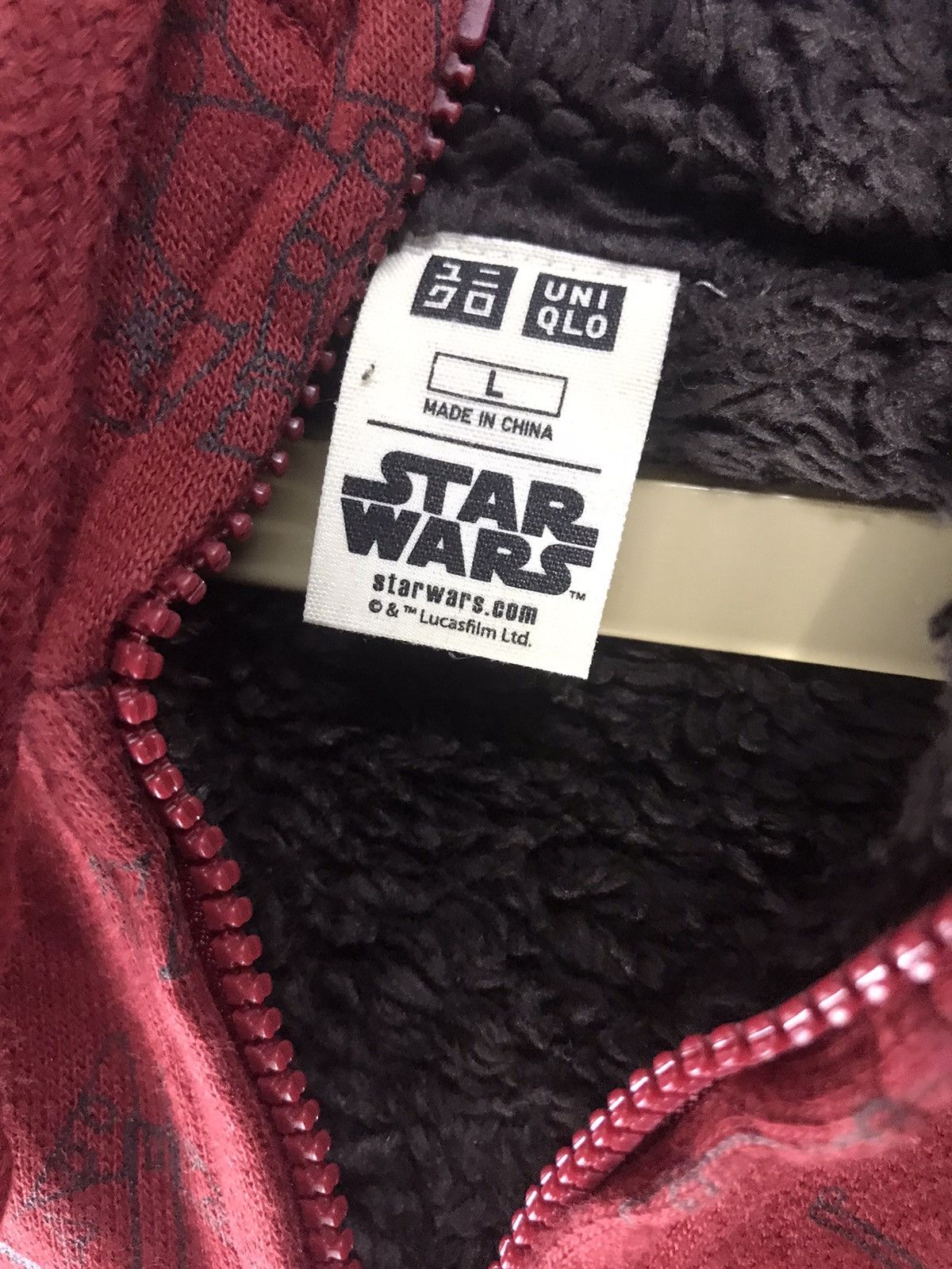 Star Wars × Uniqlo Star Wars x Uniqlo fullprint zipper hoodie fleece inside Size US M / EU 48-50 / 2 - 3 Thumbnail