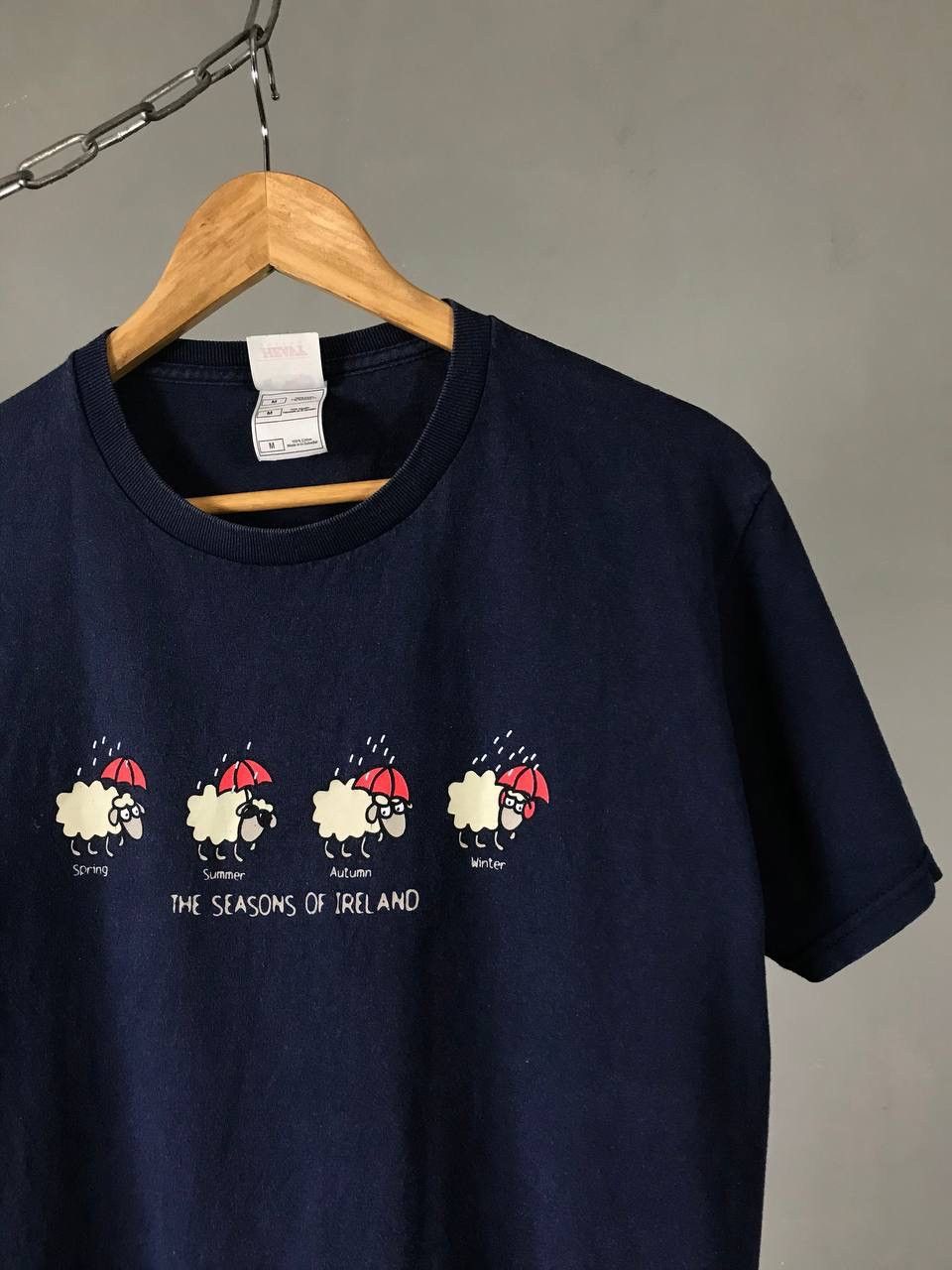 Other × Vintage The Seasons of Ireland vintage other tee Size US M / EU 48-50 / 2 - 2 Thumbnail