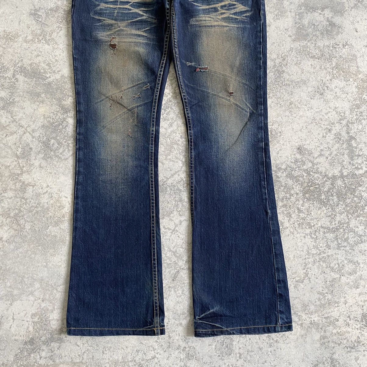 semanticdesign Semantic Design Japan Distressed Flared Mud Jeans Size US 33 - 3 Thumbnail
