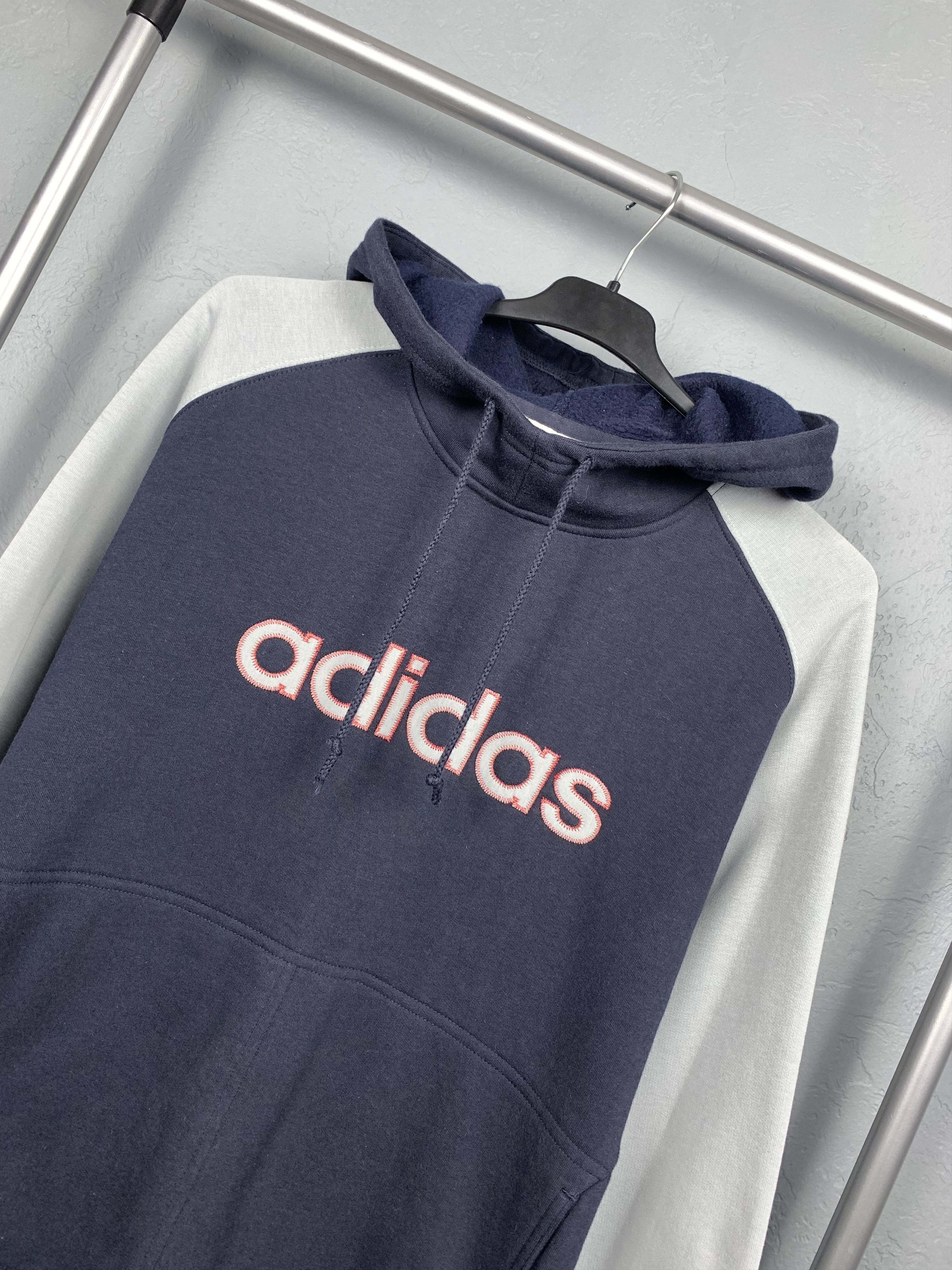 Adidas Adidas Vintage Mens Big Logo Hoodie Y2K Size US M / EU 48-50 / 2 - 2 Thumbnail