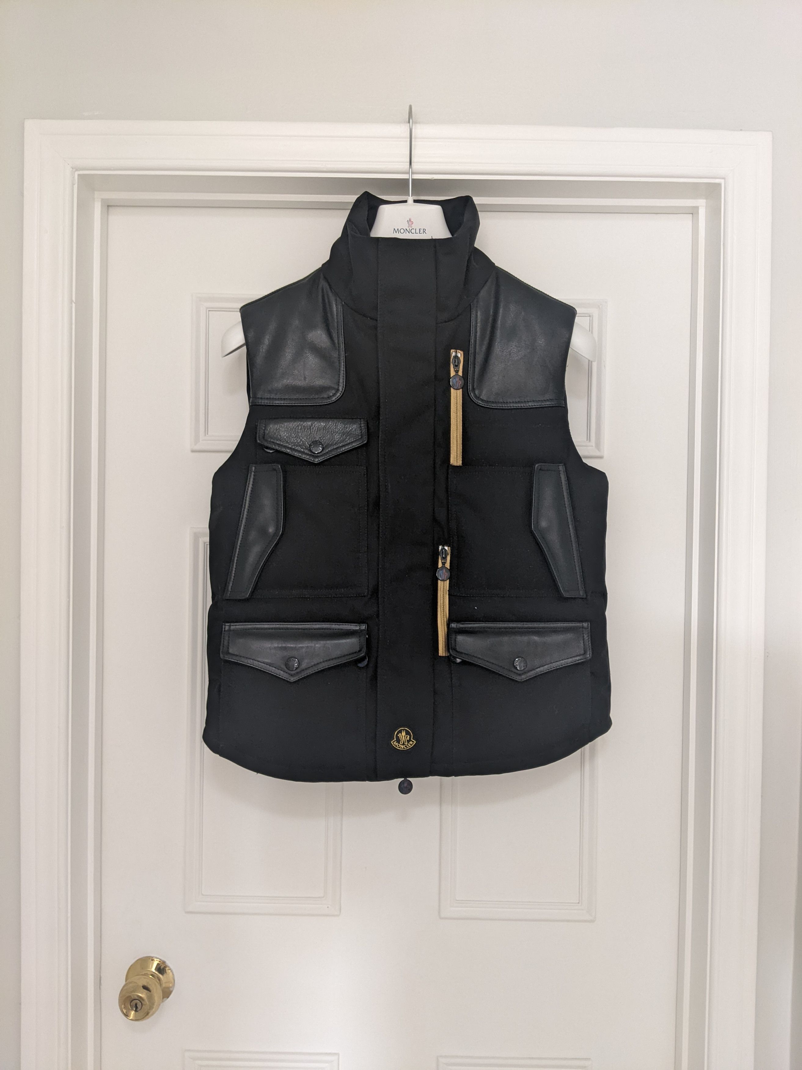 image of Moncler x Pharrell Black Leather Vest Size 0 / Xs Grail, Men's