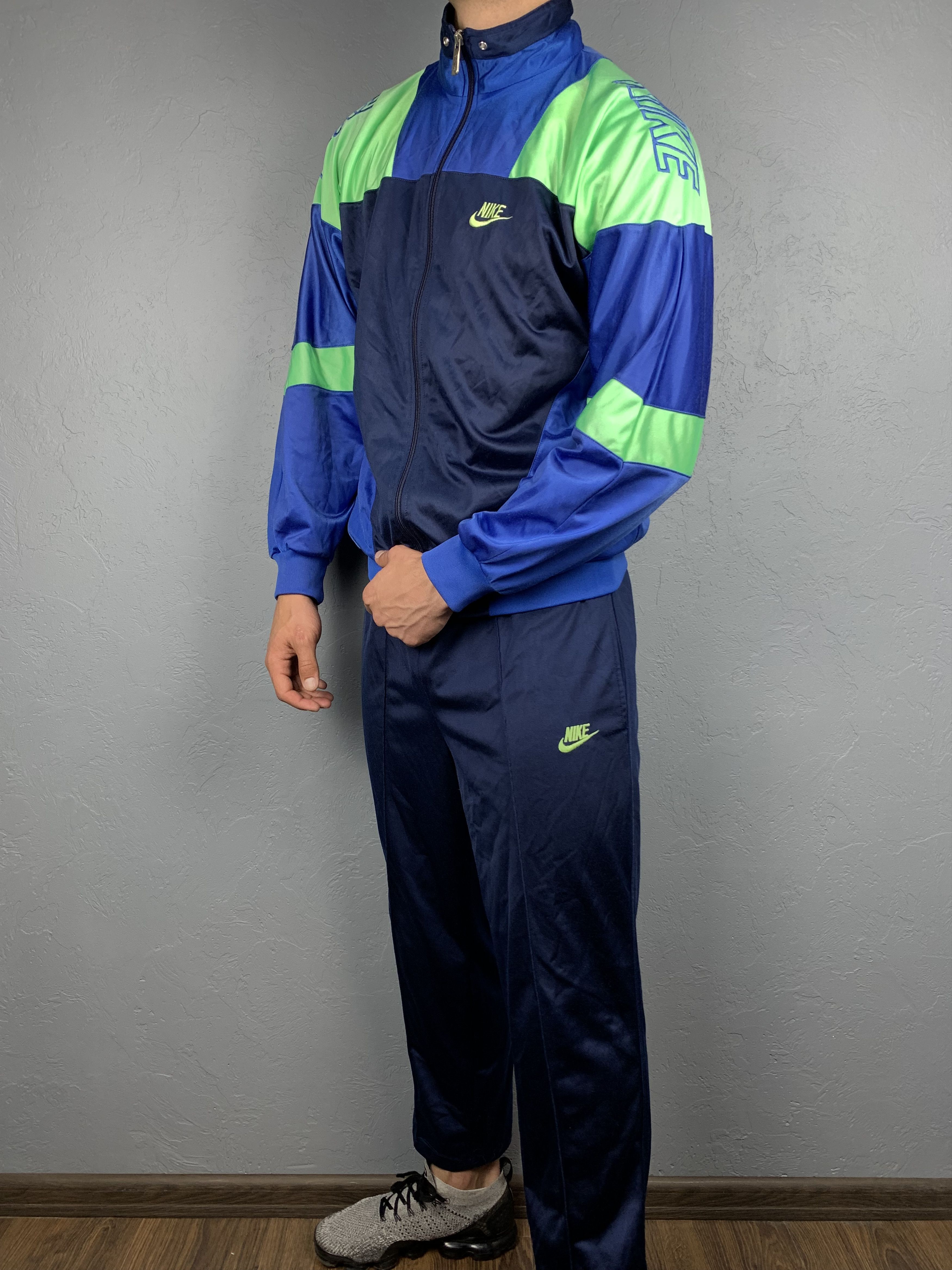 Nike Vintage Mens Track Suit Jacket + Pants Drill