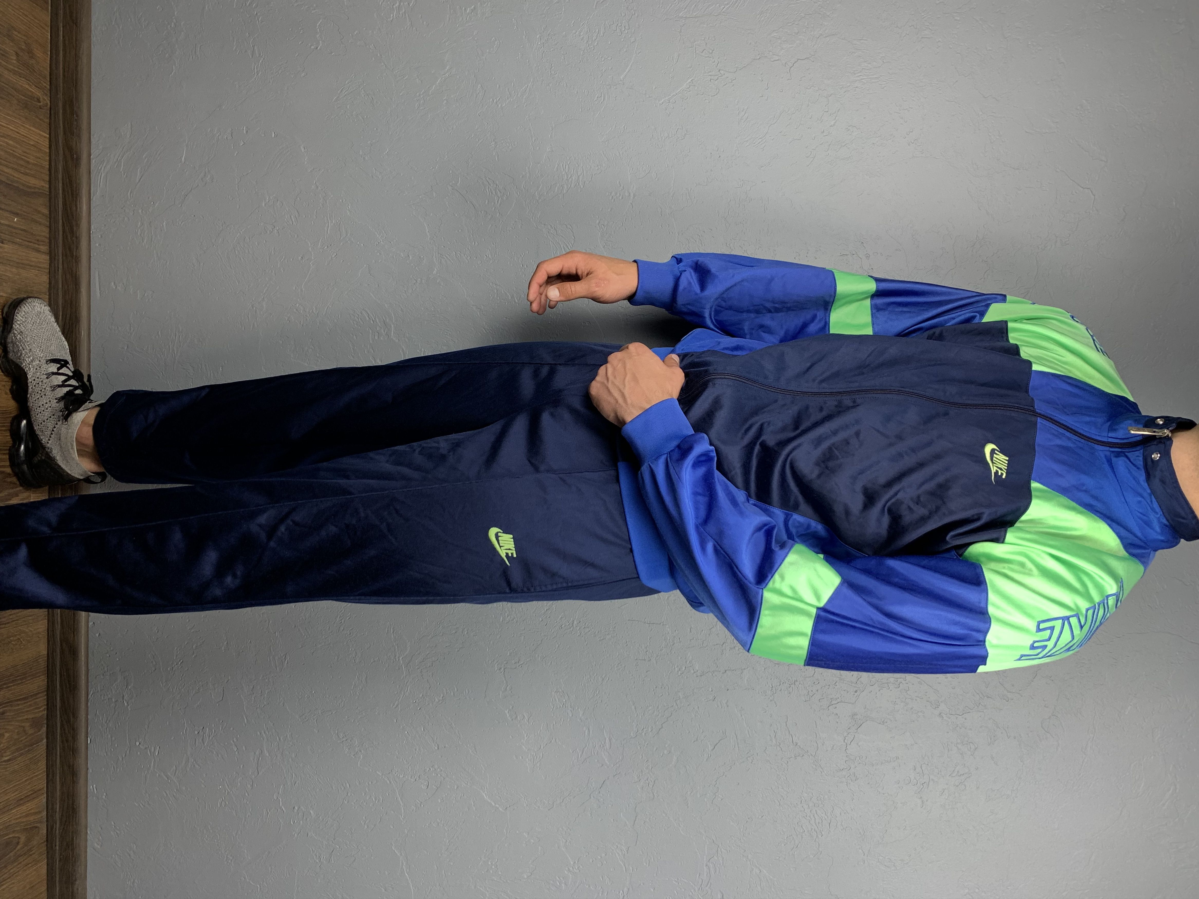 image of Nike Vintage Mens Track Suit Jacket + Pants Drill (Size 32)