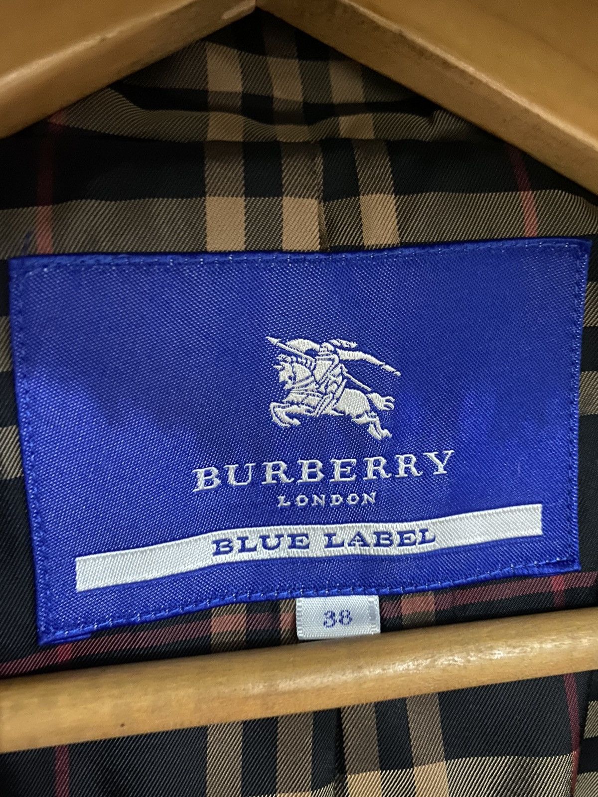Burberry GK112 BURBERRY LONDON BLUE LABEL PARKA JACKET Size US S / EU 44-46 / 1 - 12 Thumbnail