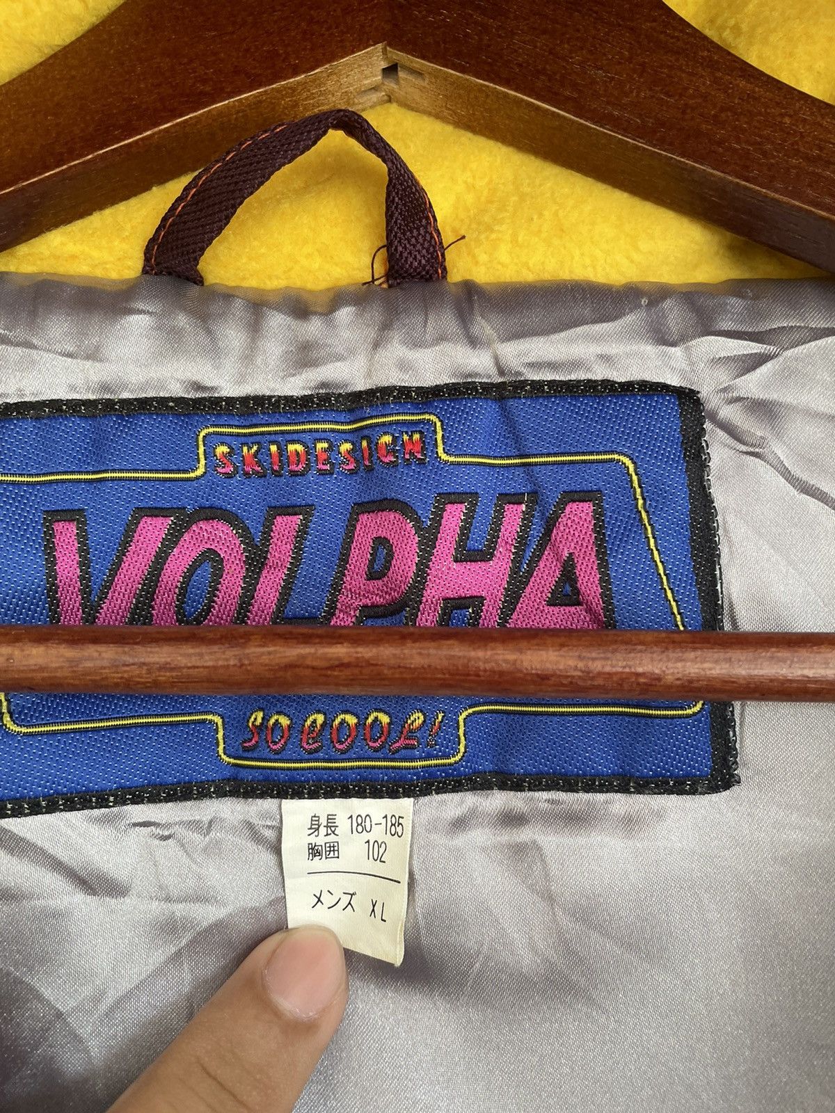 Vintage VOLPHA MULTI SKIWEAR JACKET Size US XL / EU 56 / 4 - 6 Thumbnail