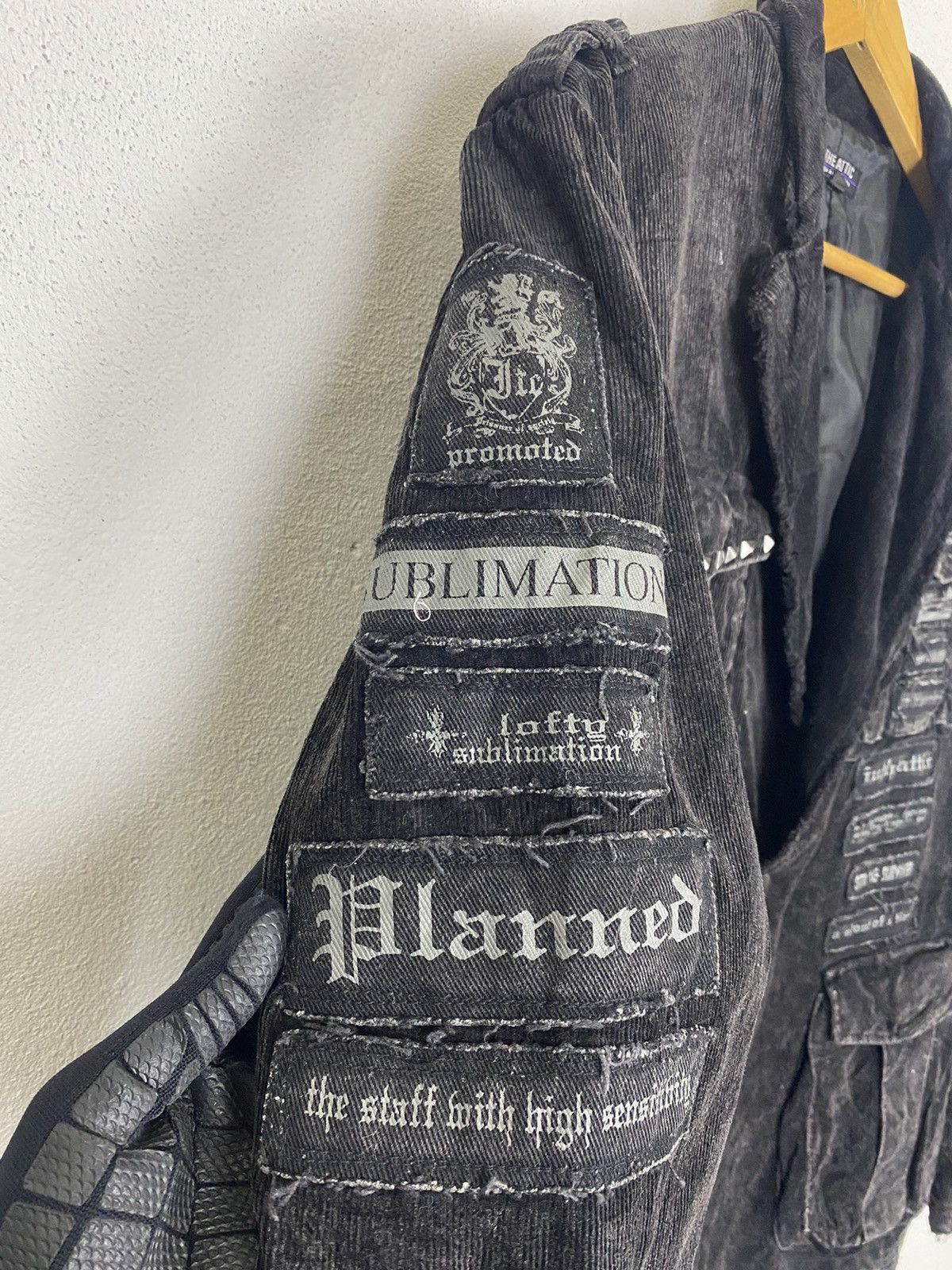 In The Attic IN THE ATTIC CORDUROY PUNK JACKET NICE DESIGN Size US L / EU 52-54 / 3 - 8 Thumbnail