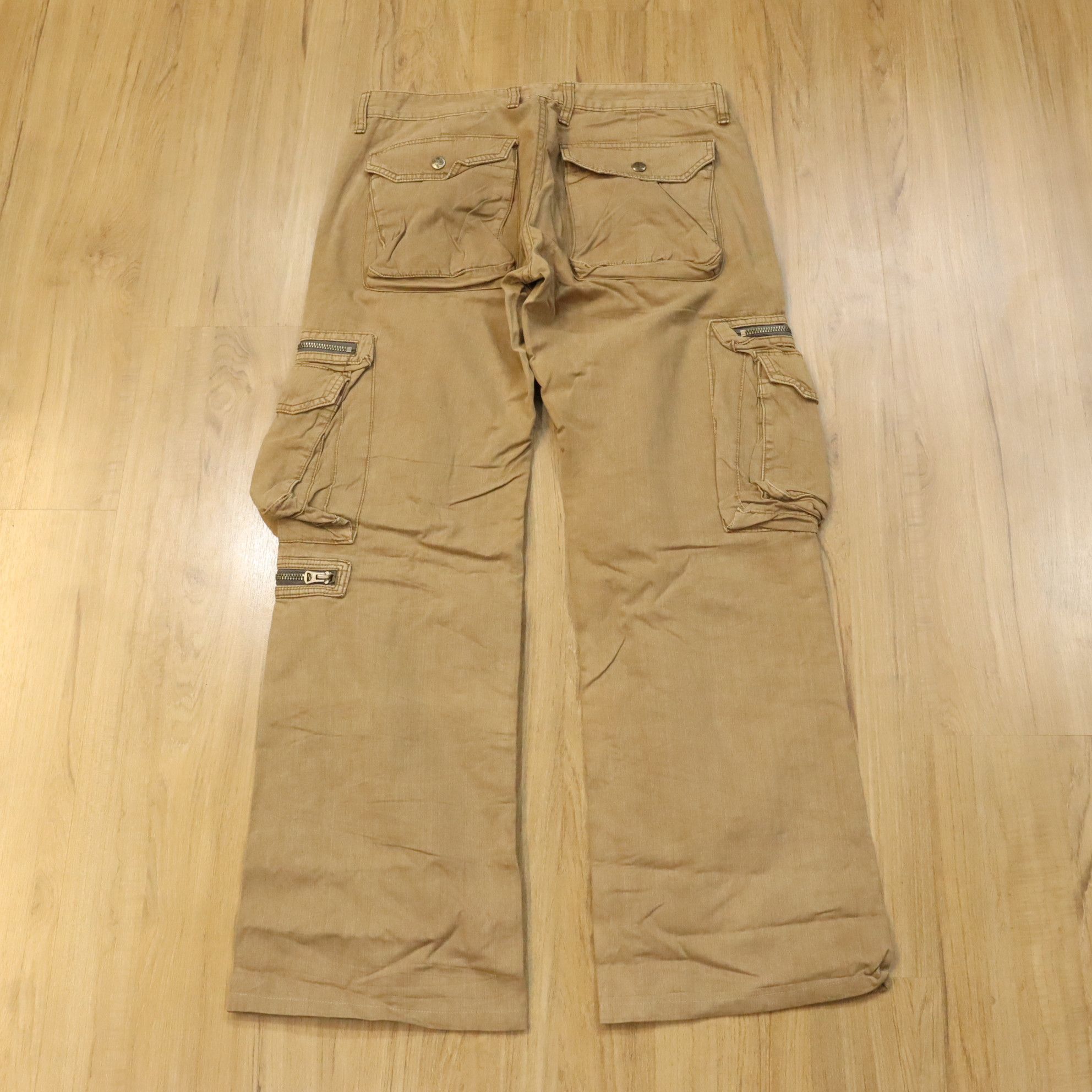 Japanese Brand SURPLUS Cargo Zipper Gas Mask Style Pants Size US 33 - 9 Thumbnail