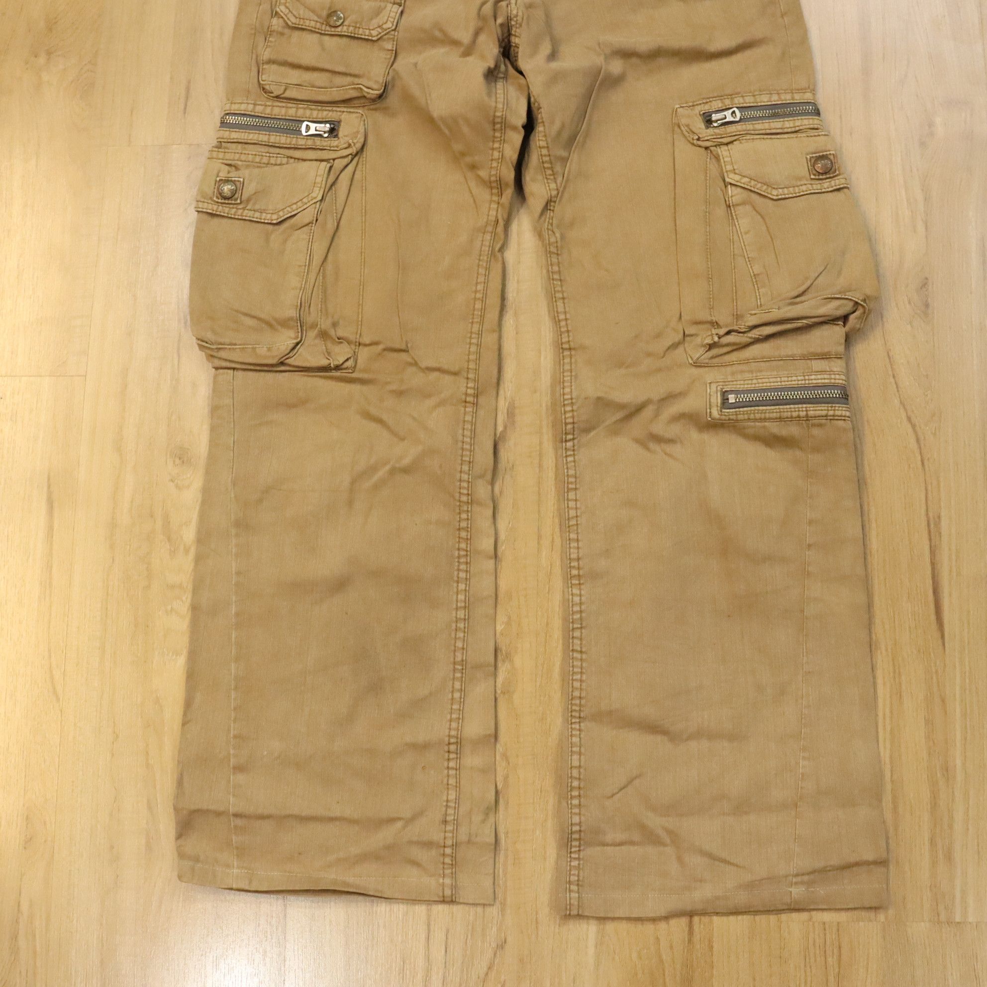 Japanese Brand SURPLUS Cargo Zipper Gas Mask Style Pants Size US 33 - 5 Thumbnail
