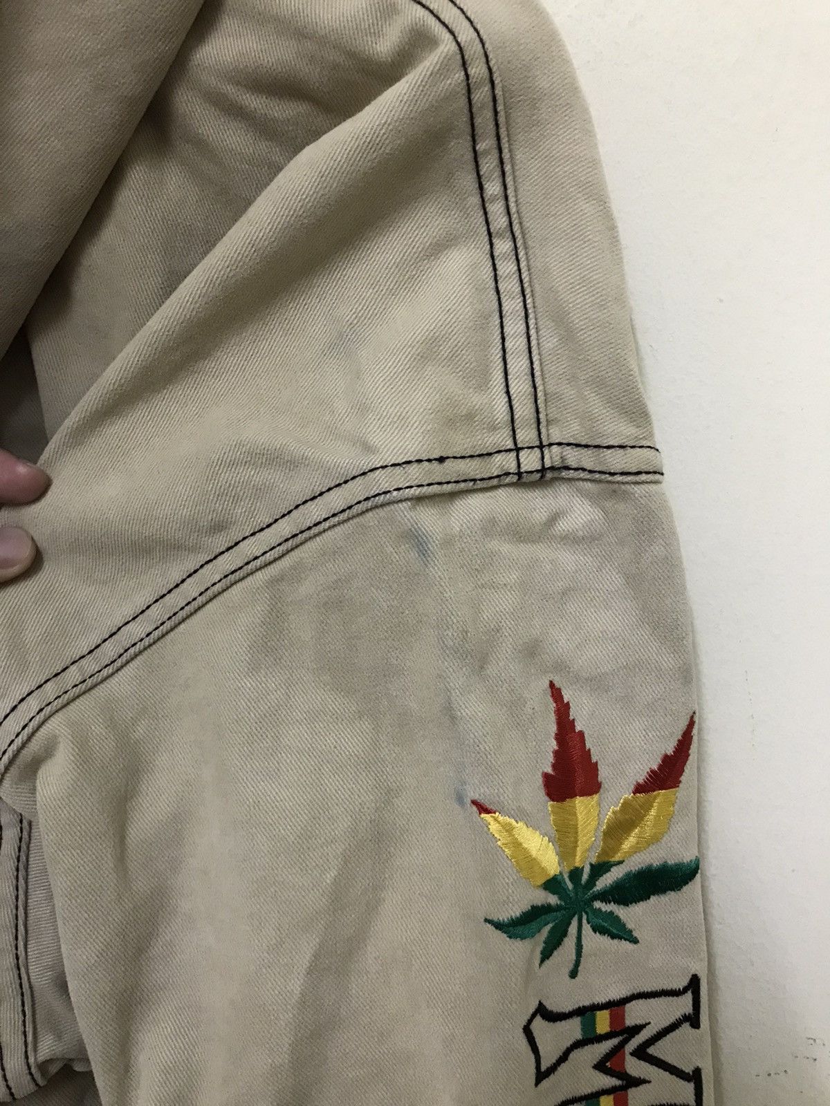 Vintage Vintage Marijuana Rasta Hoodie Jacket Size US L / EU 52-54 / 3 - 20 Thumbnail