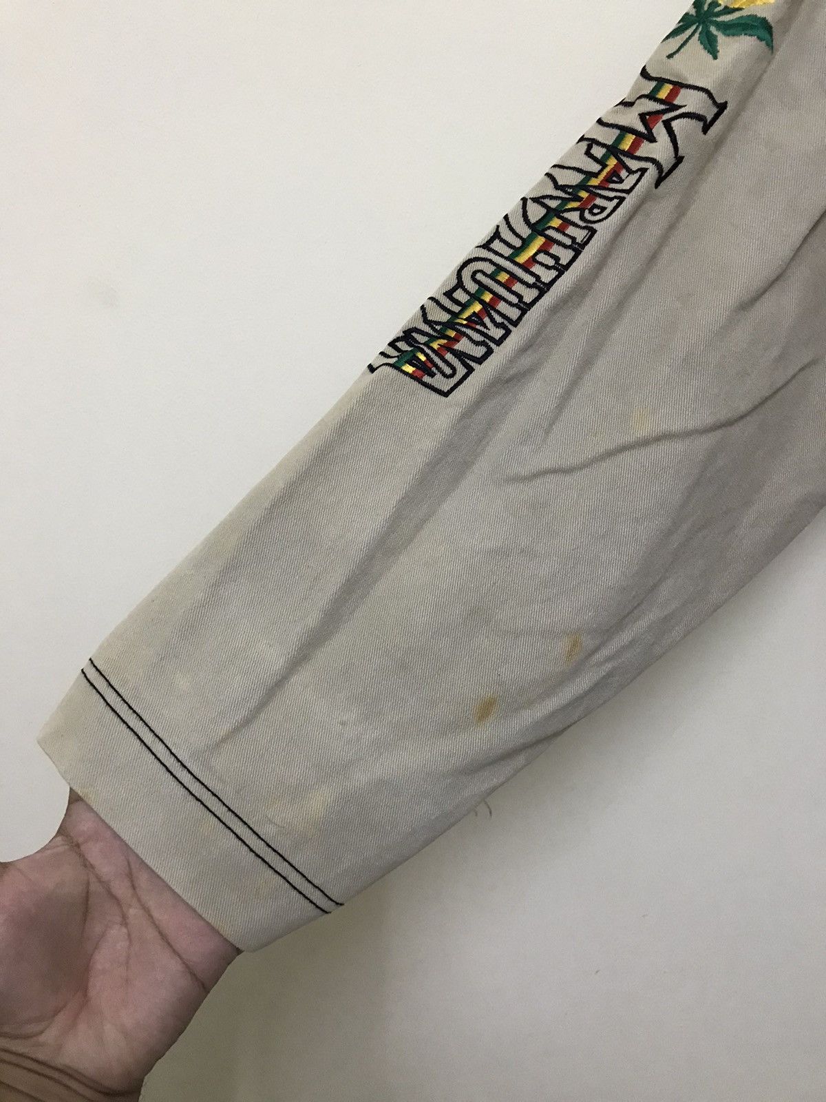 Vintage Vintage Marijuana Rasta Hoodie Jacket Size US L / EU 52-54 / 3 - 15 Thumbnail