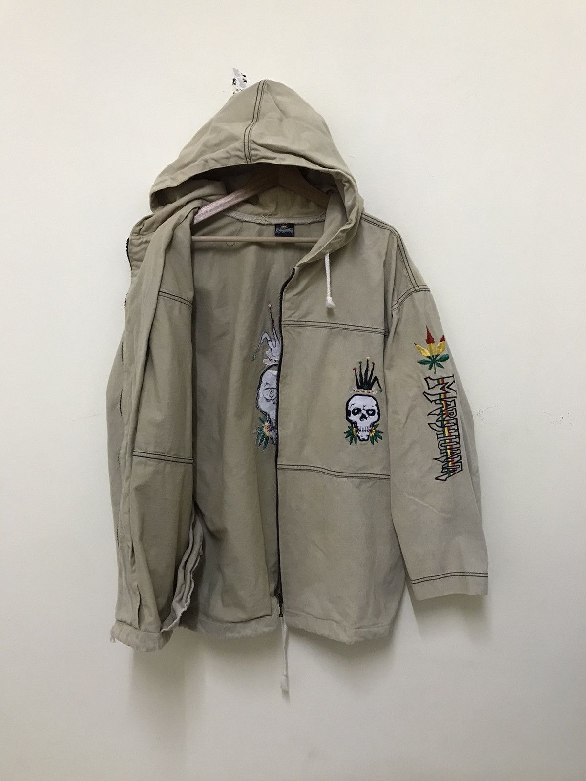 Vintage Vintage Marijuana Rasta Hoodie Jacket Size US L / EU 52-54 / 3 - 13 Thumbnail