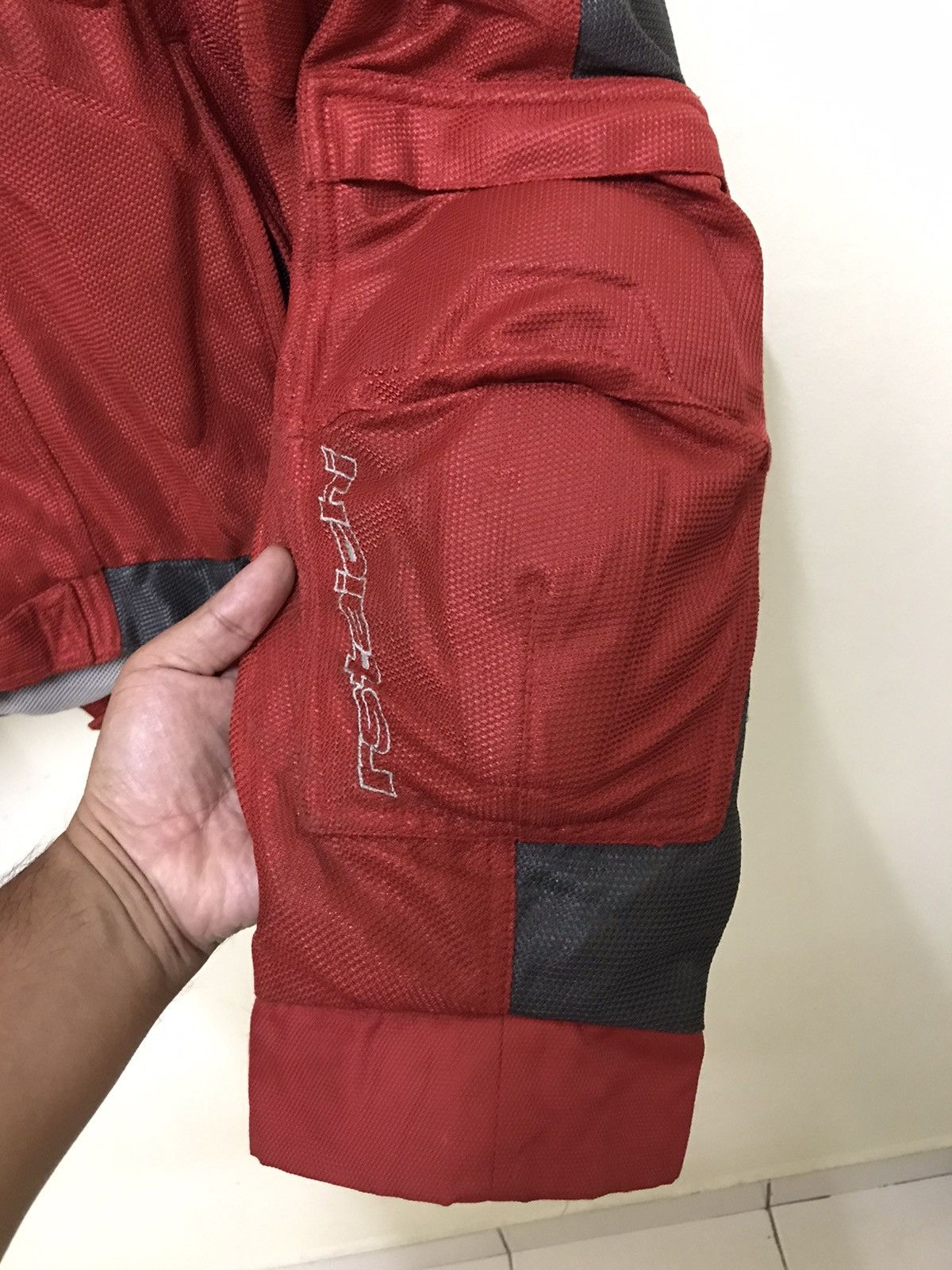 Japanese Brand × Sports Specialties Vintage Japanese RS Taichi Safety Riding Equipment Jacket Size US L / EU 52-54 / 3 - 13 Thumbnail