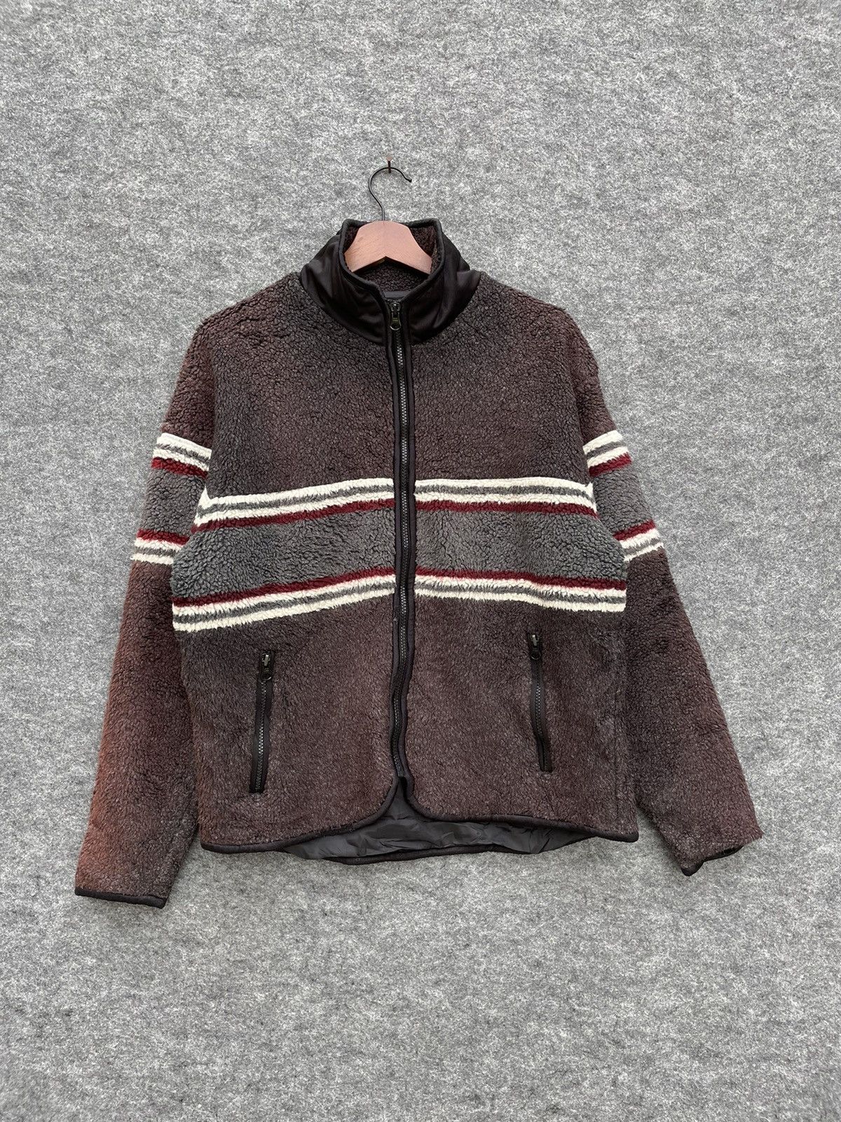 UNIQLO FLEECE JACKET