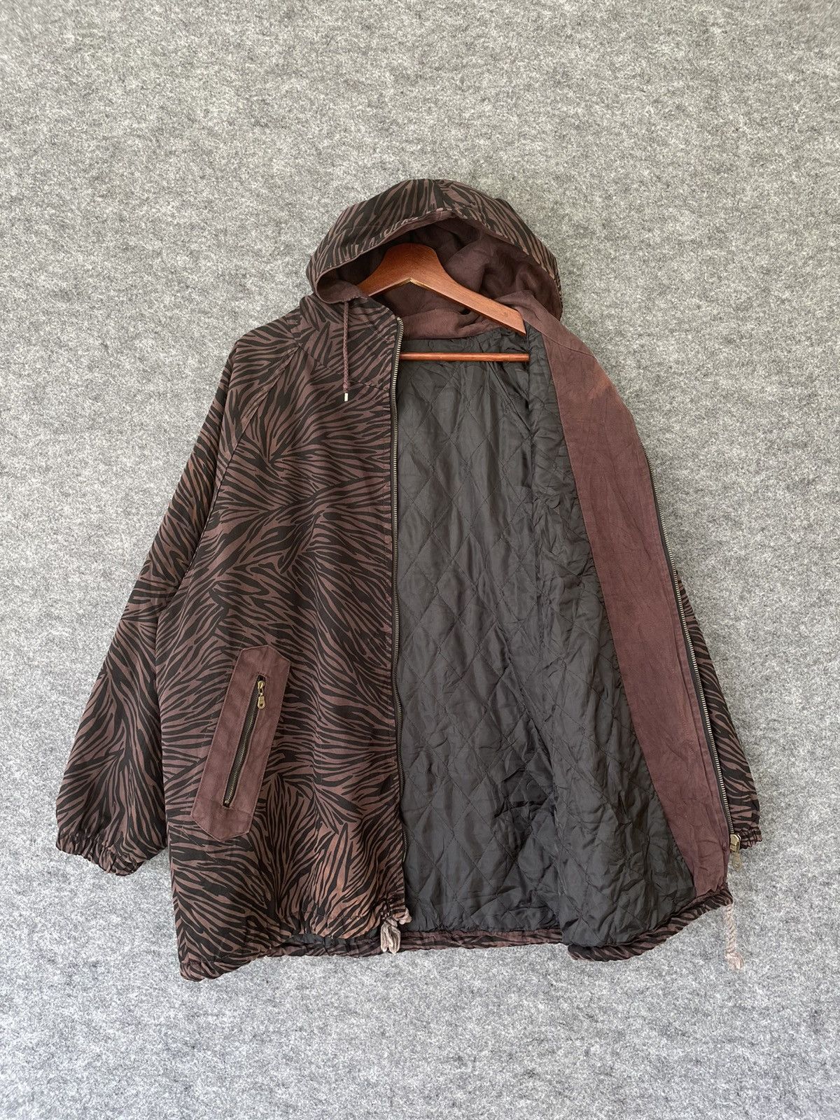 Japanese Brand × Vintage VINTAGE JAPANESE TIGER STRIPE CAMO JACKET Size US L / EU 52-54 / 3 - 5 Thumbnail