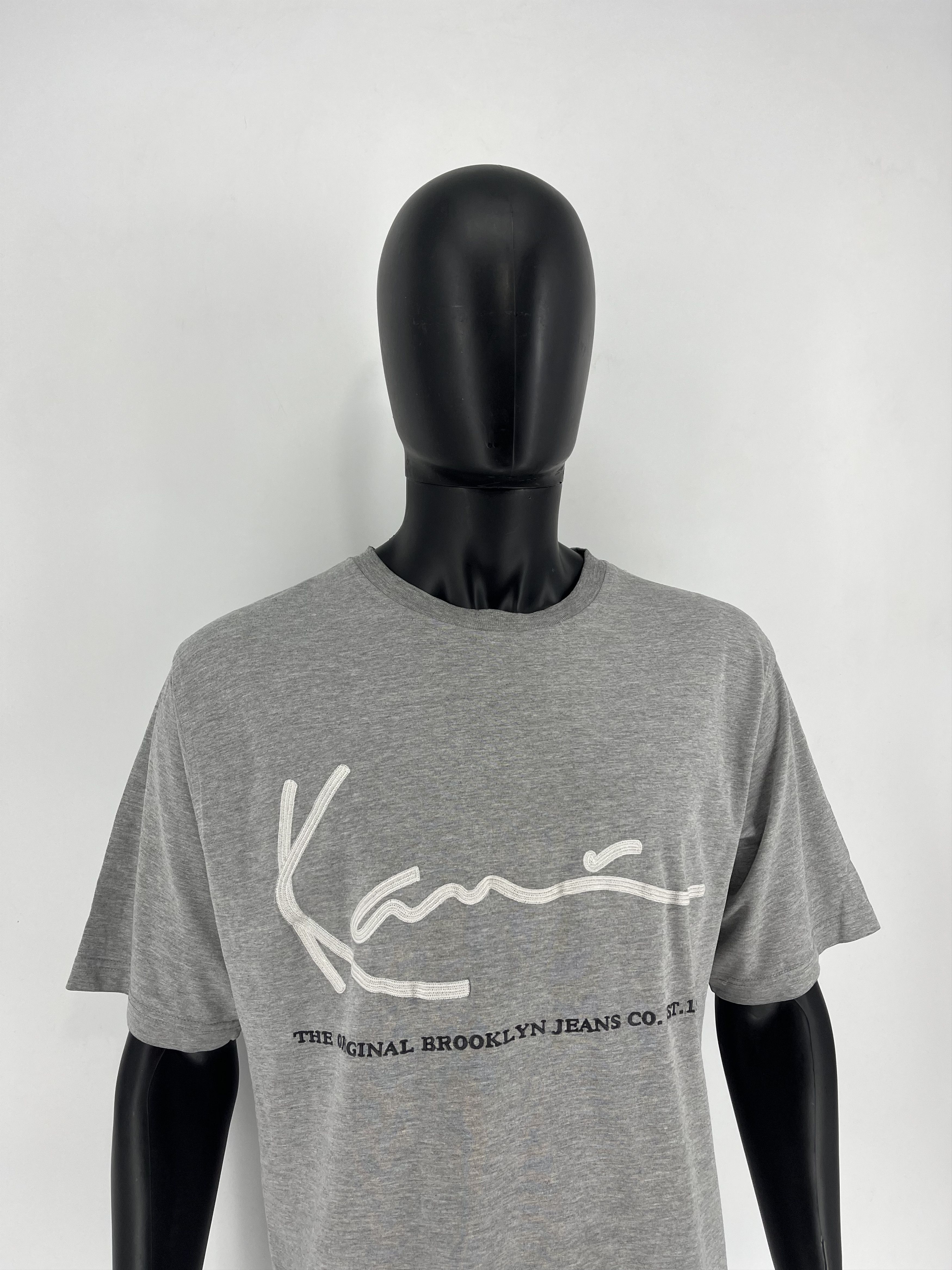 Karl Kani × Vintage Mens Vintage T Shirt Karl Kani Big Logo Size L Size US L / EU 52-54 / 3 - 4 Thumbnail