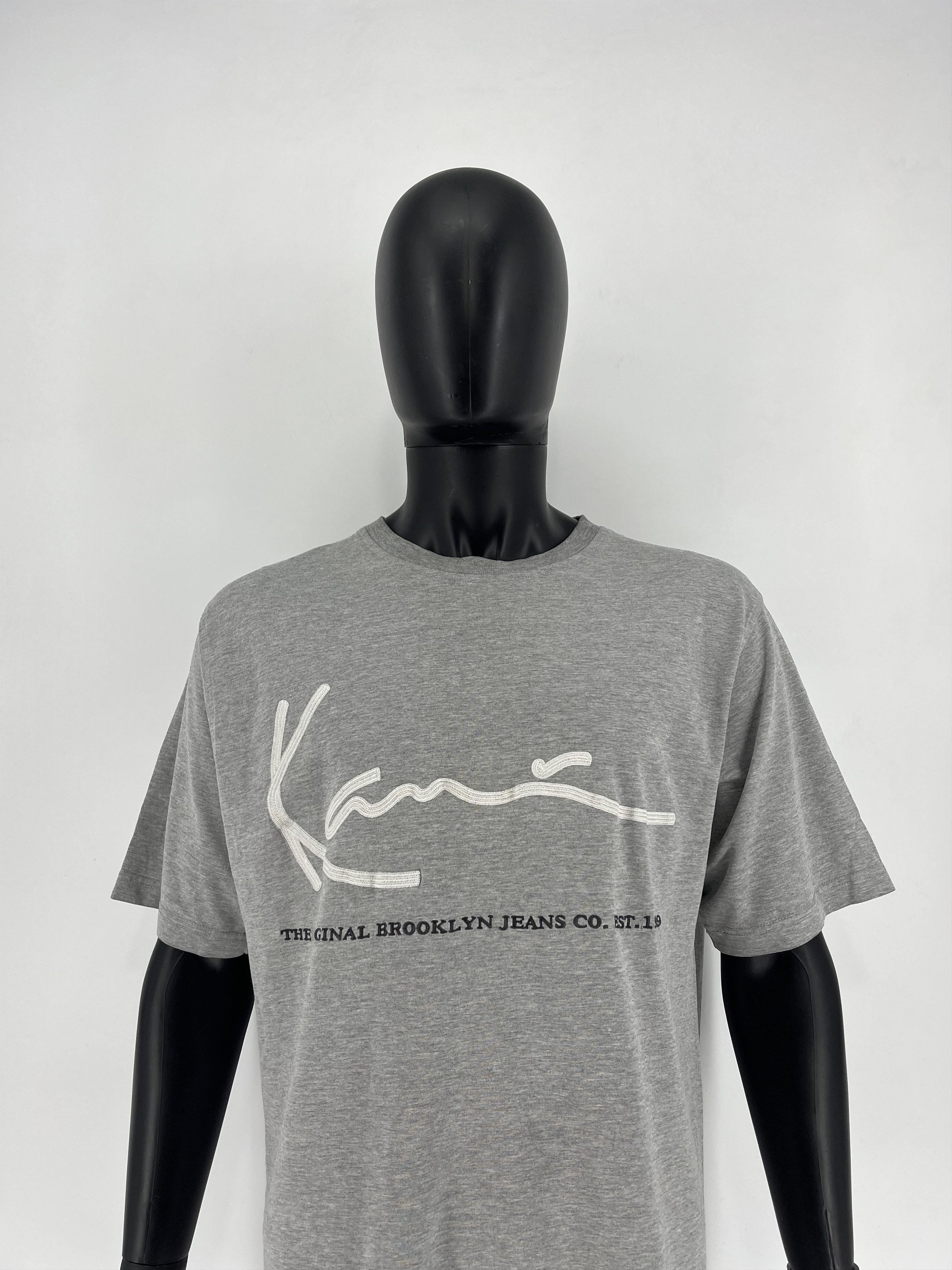 Karl Kani × Vintage Mens Vintage T Shirt Karl Kani Big Logo Size L Size US L / EU 52-54 / 3 - 8 Thumbnail