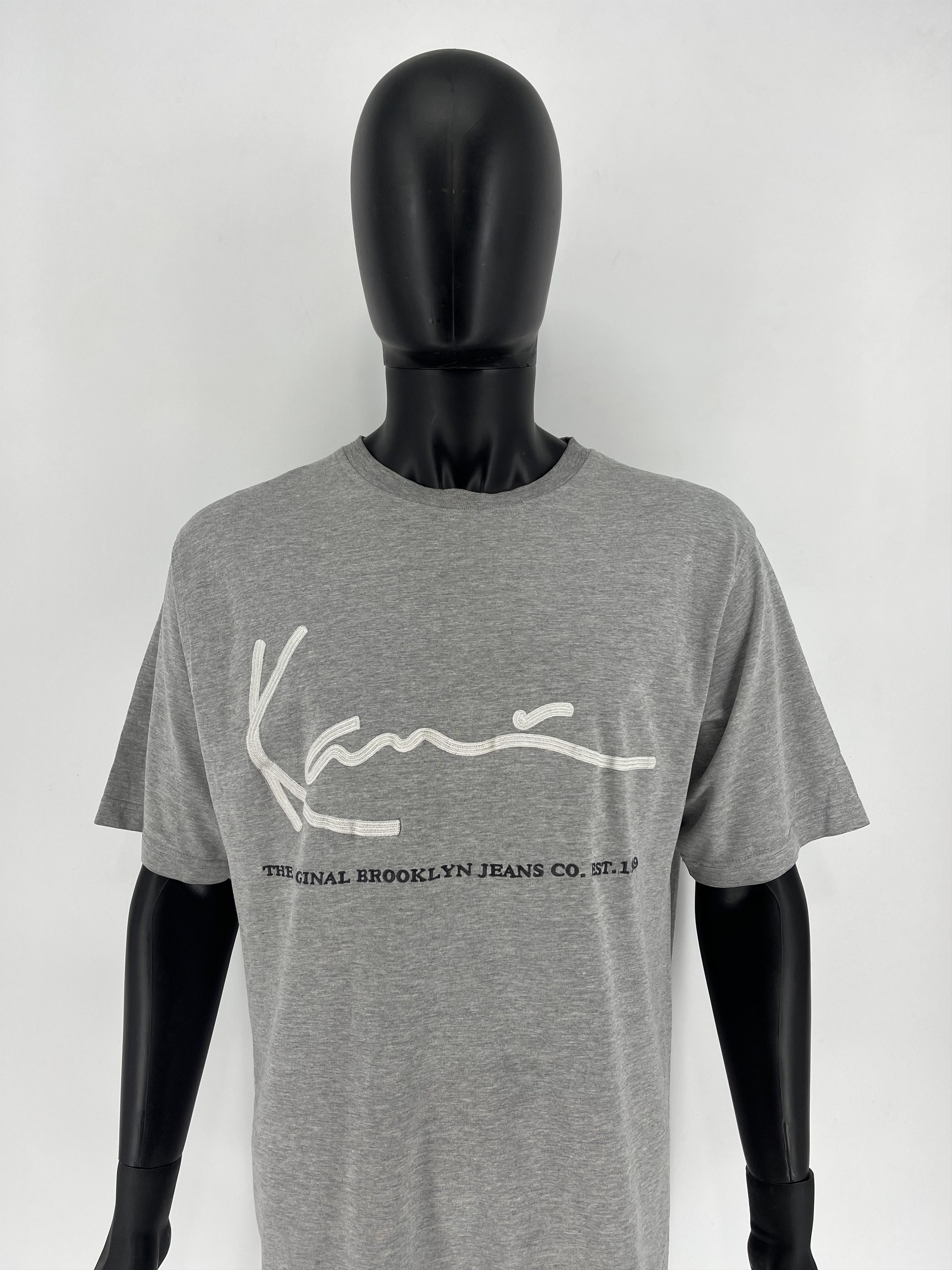 Karl Kani × Vintage Mens Vintage T Shirt Karl Kani Big Logo Size L Size US L / EU 52-54 / 3 - 1 Thumbnail